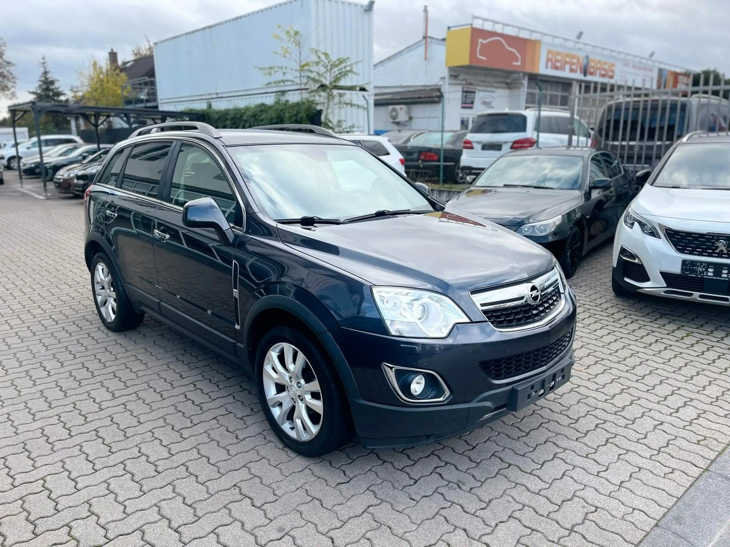 Opel - Antara