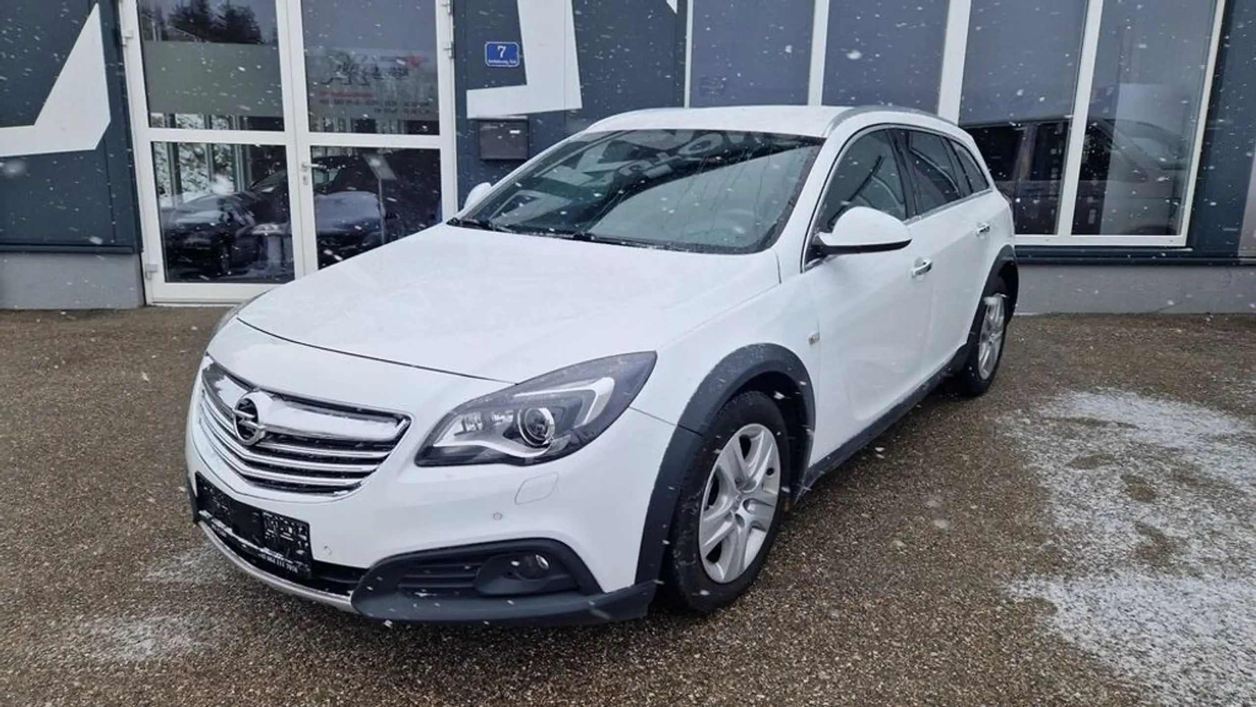 Opel - Insignia