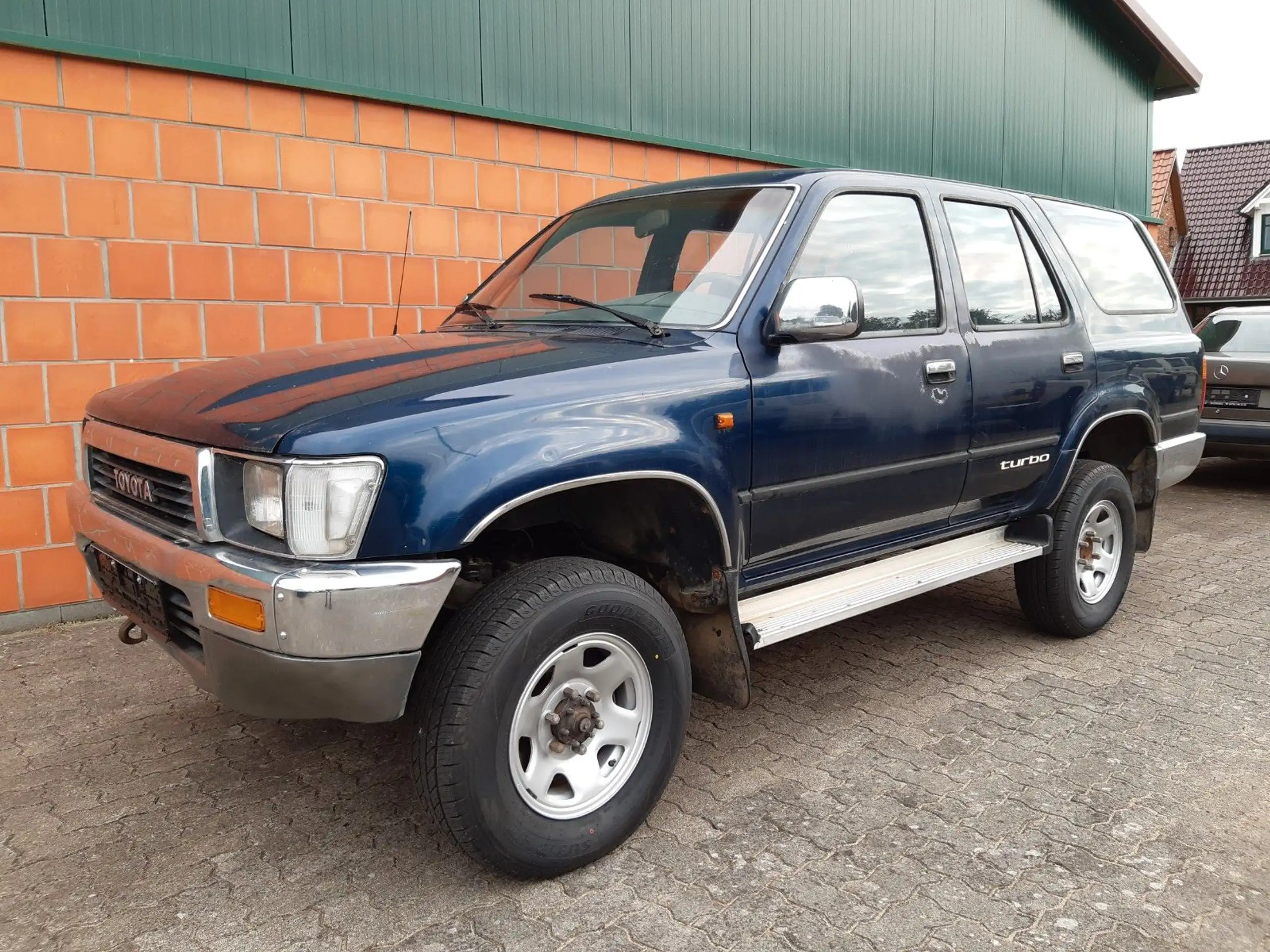 Toyota - 4-Runner