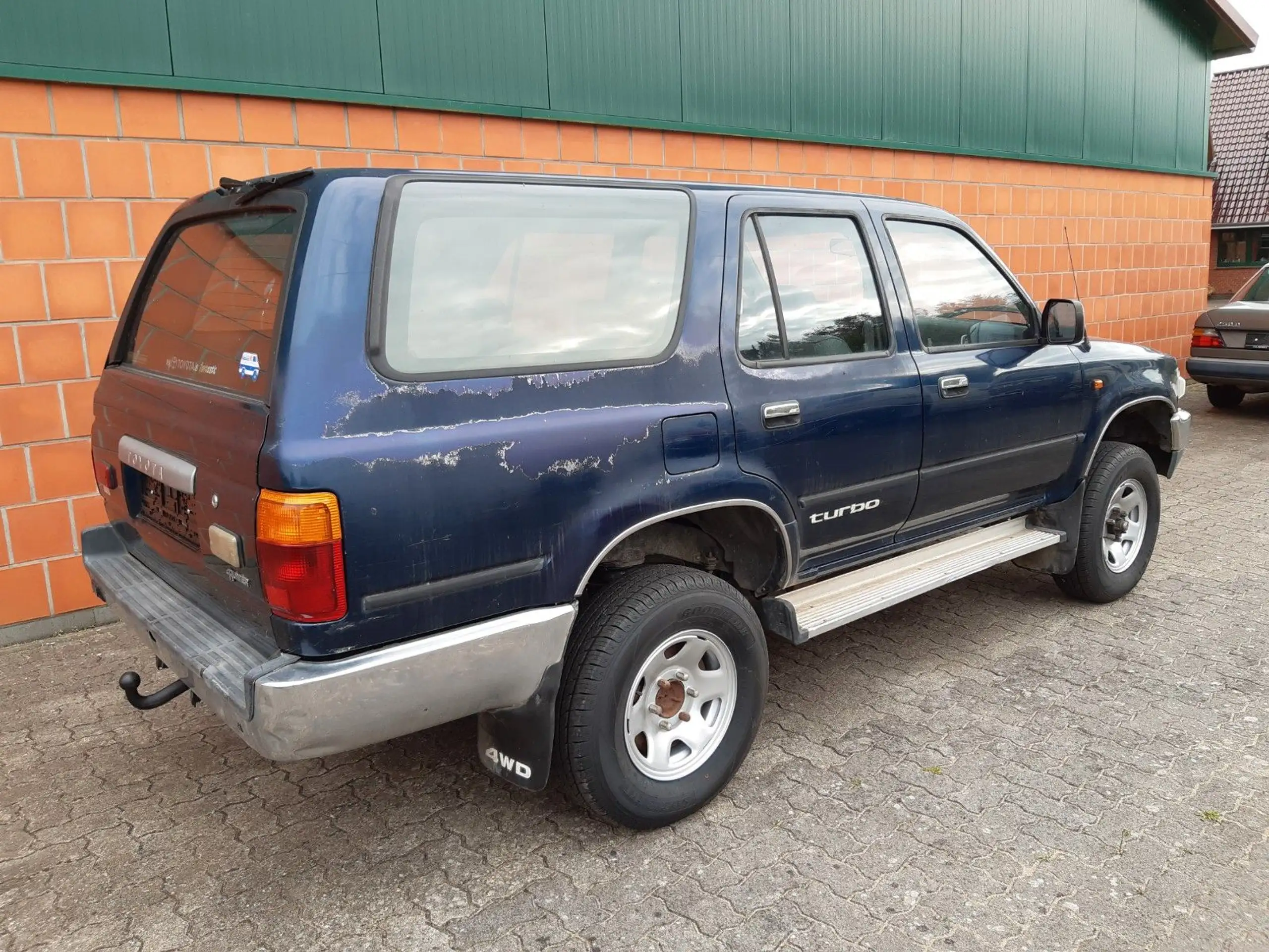 Toyota - 4-Runner