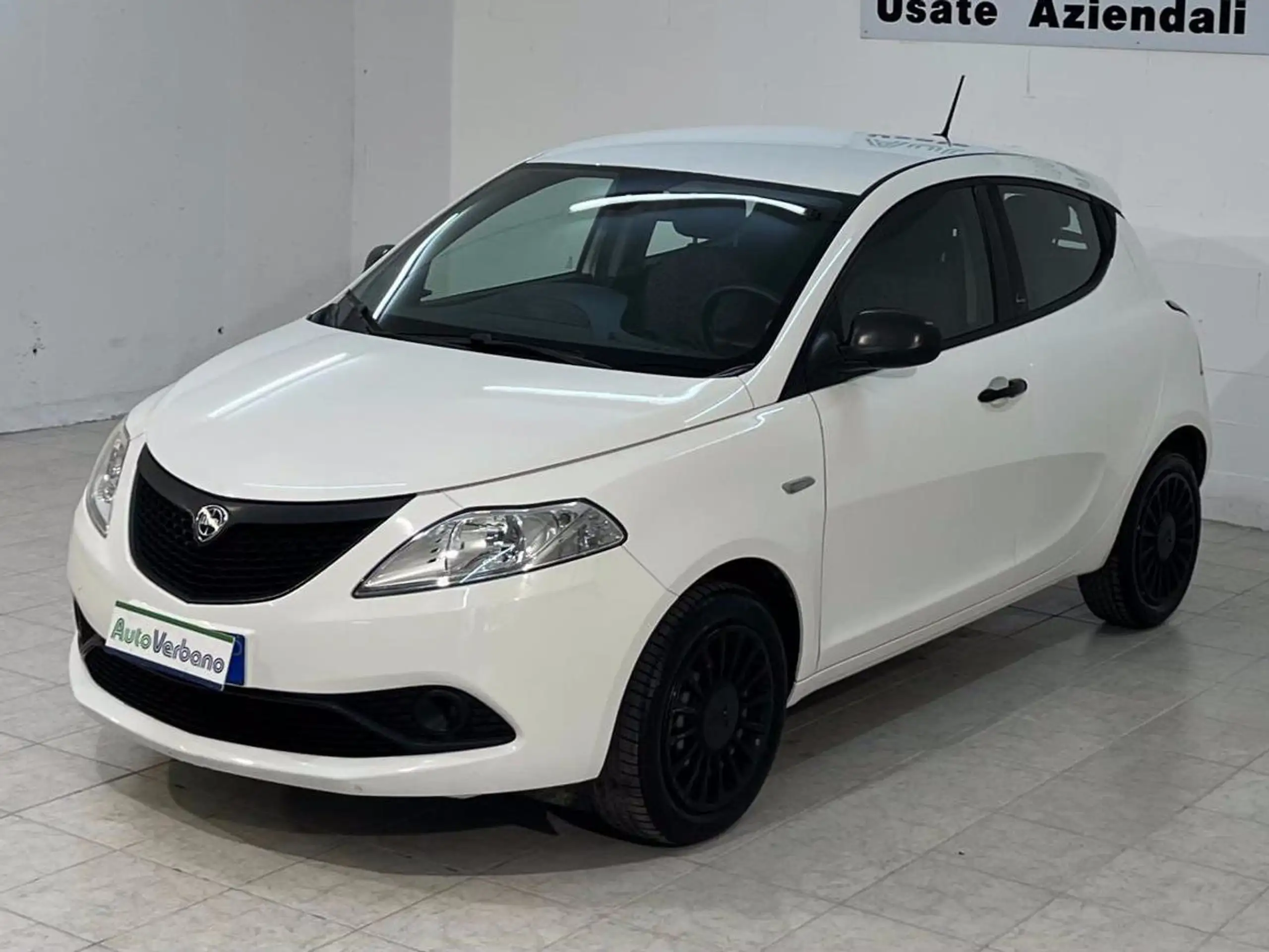 Lancia - Ypsilon