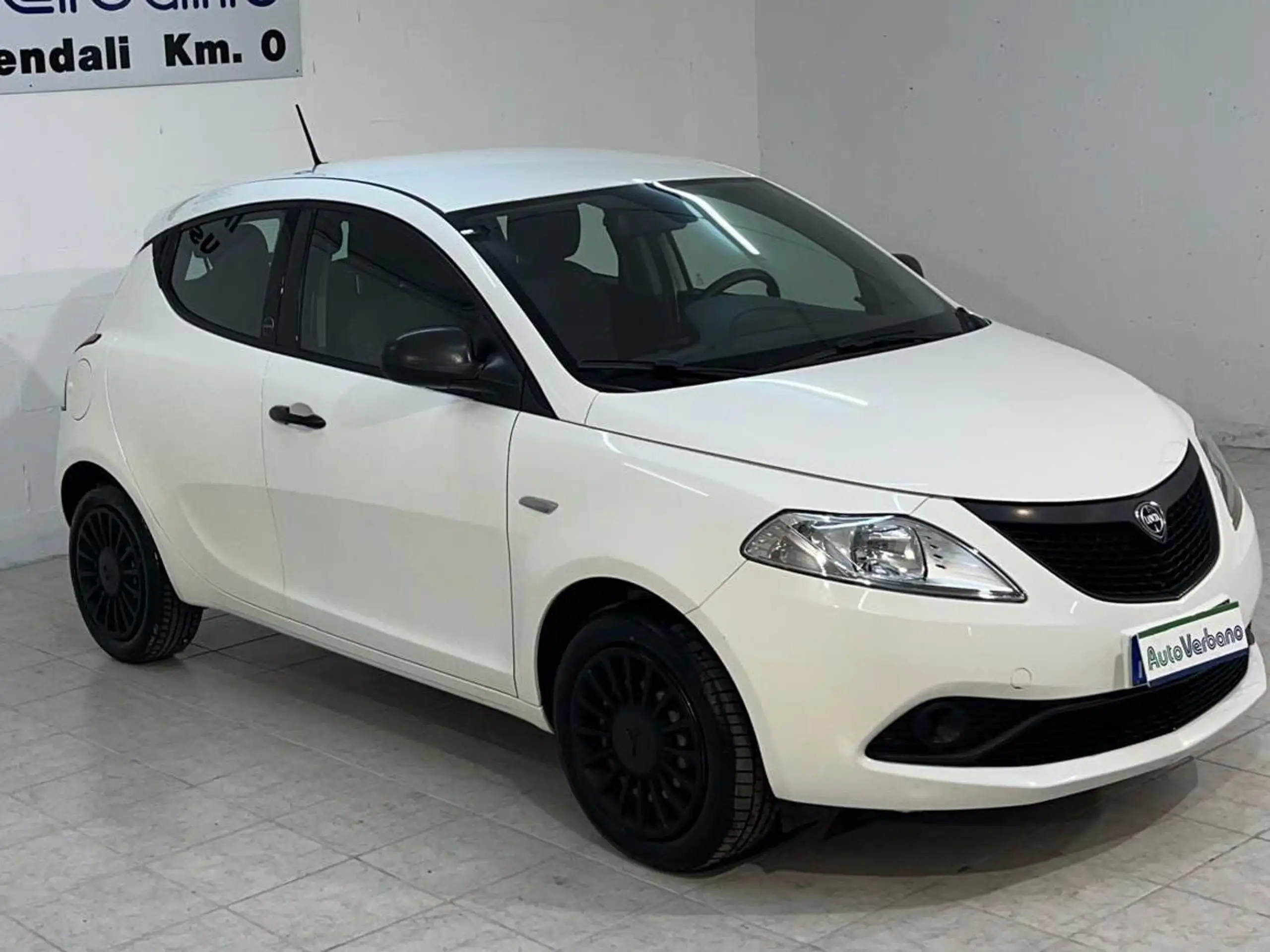 Lancia - Ypsilon