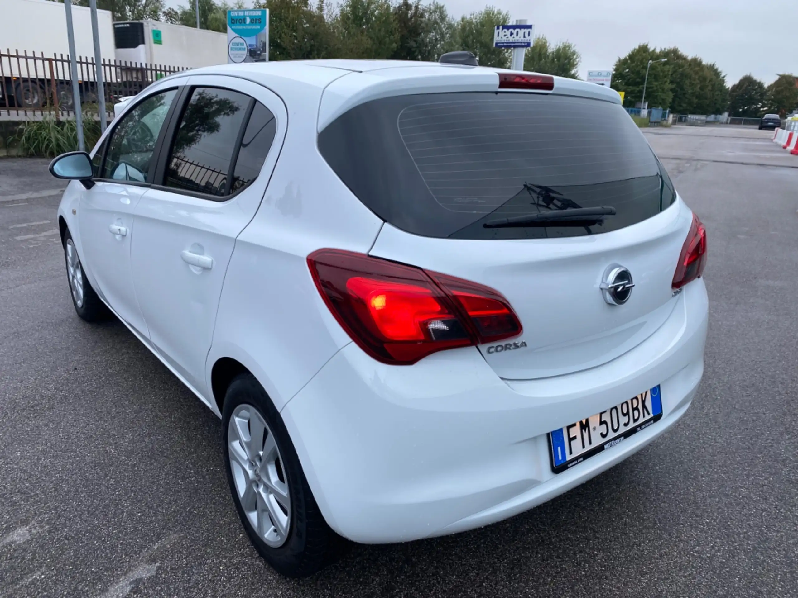 Opel - Corsa