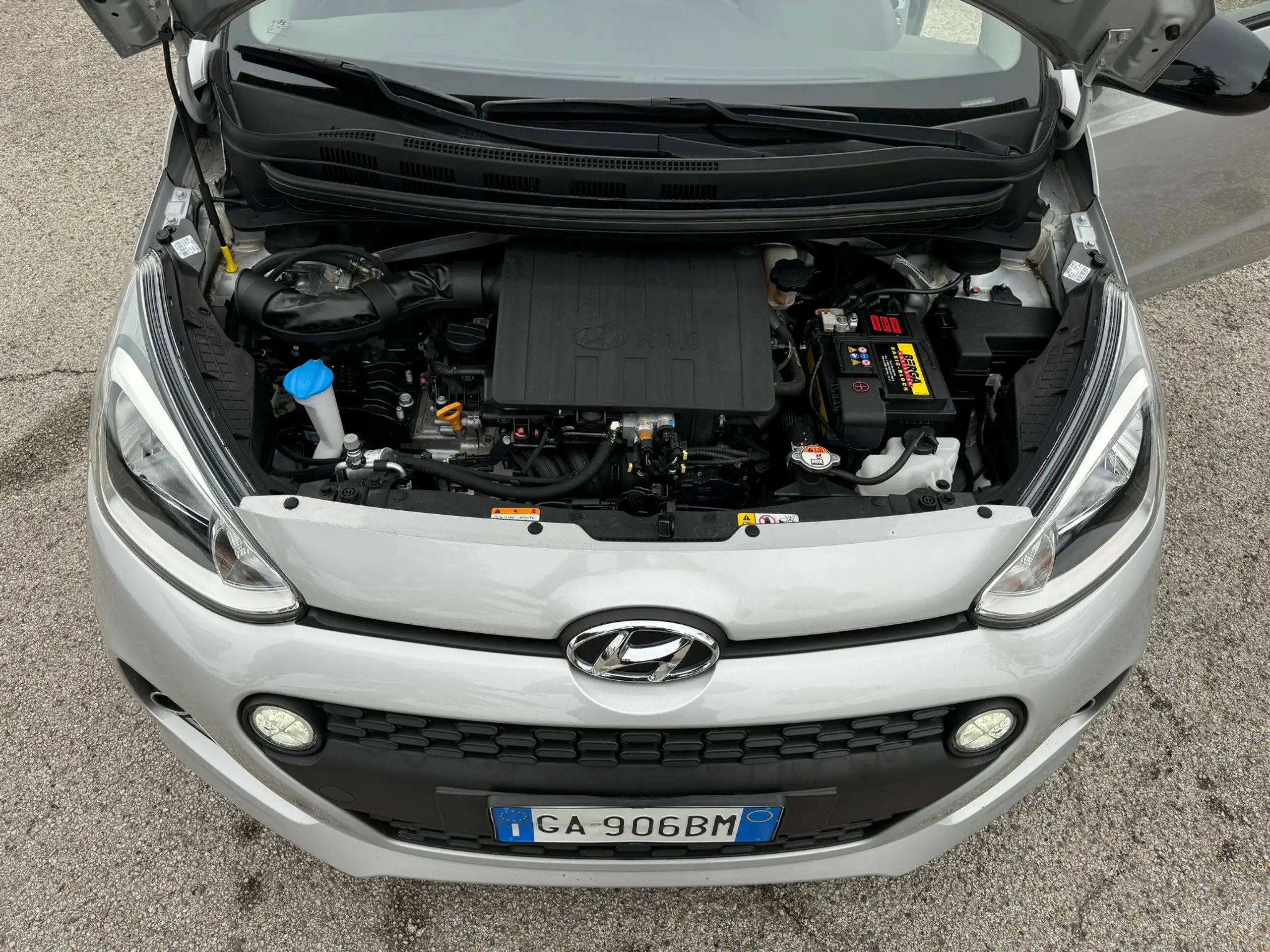 Hyundai - i10