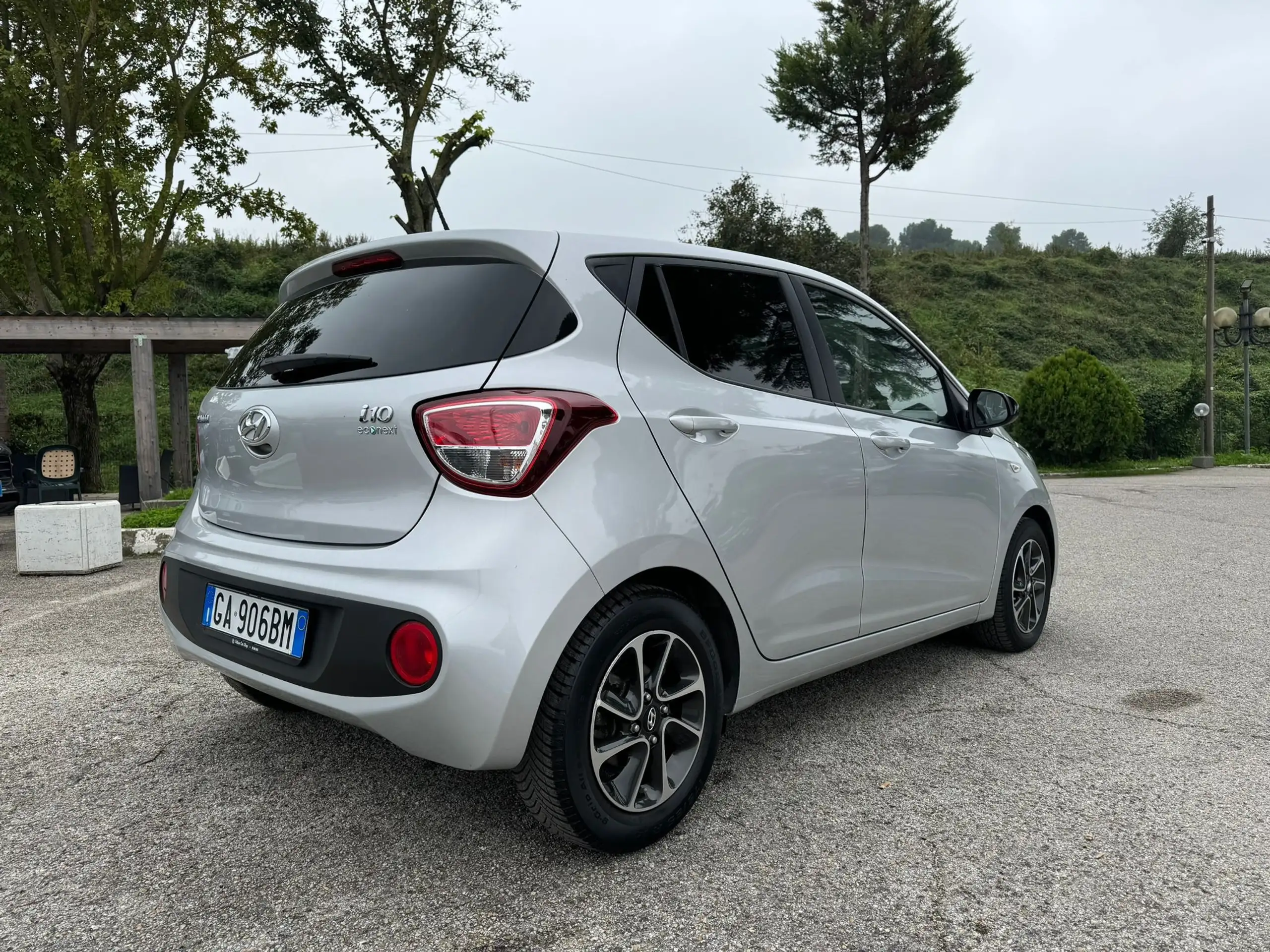 Hyundai - i10