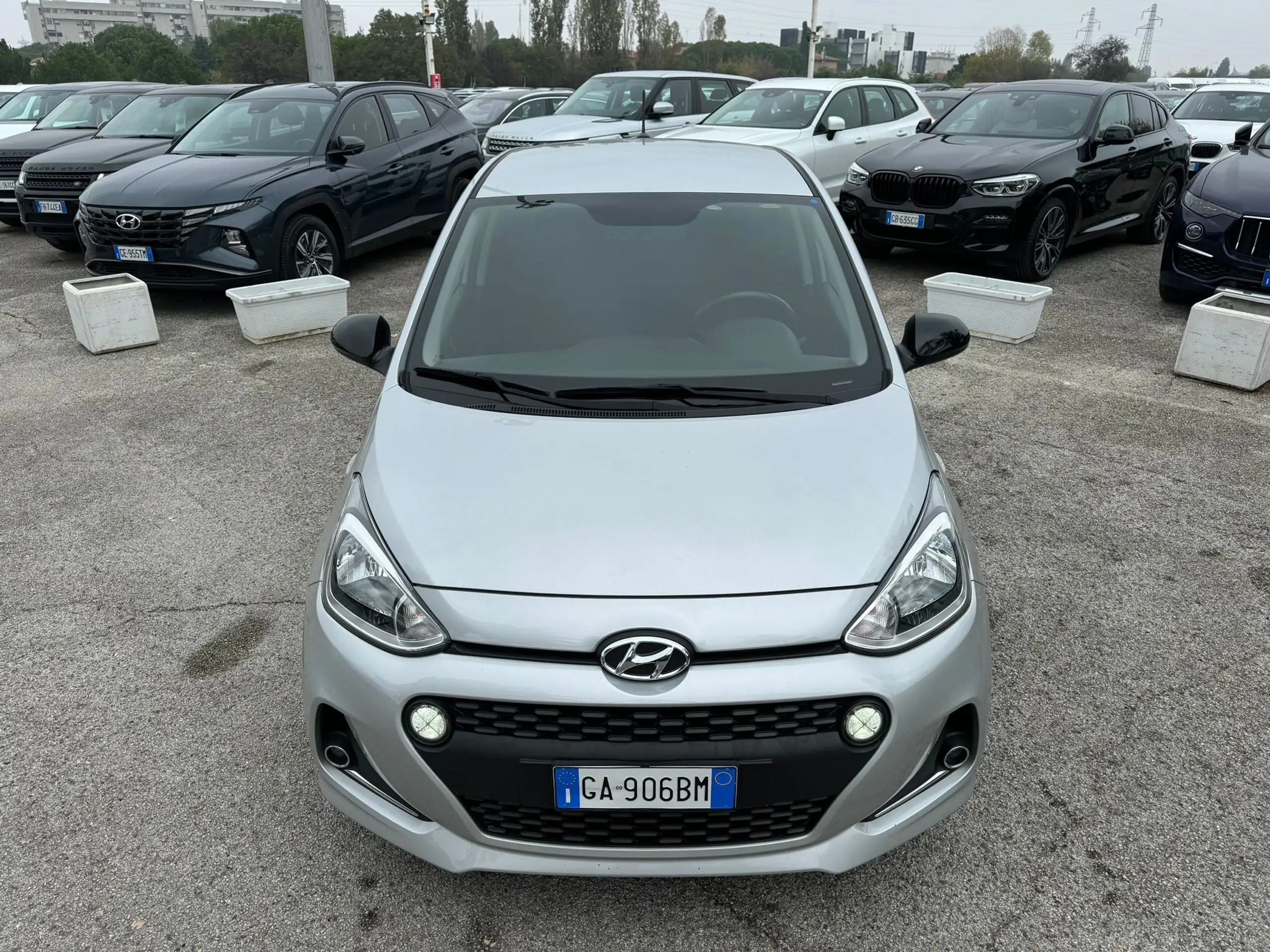 Hyundai - i10