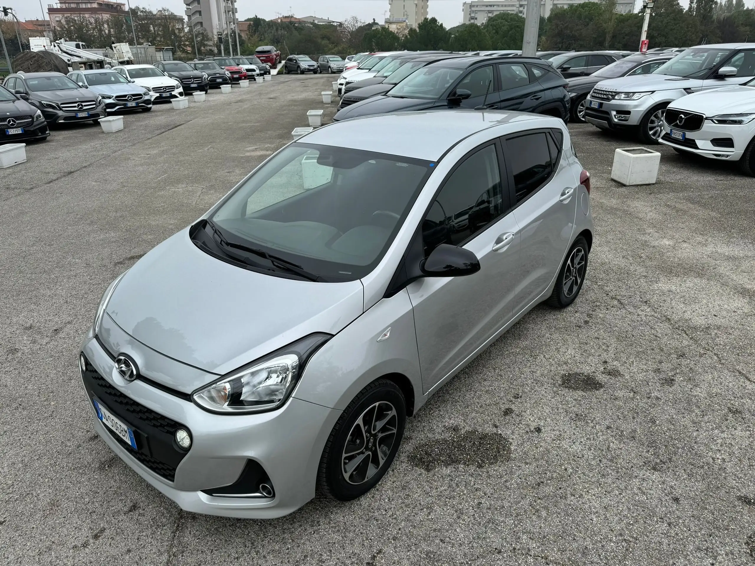 Hyundai - i10