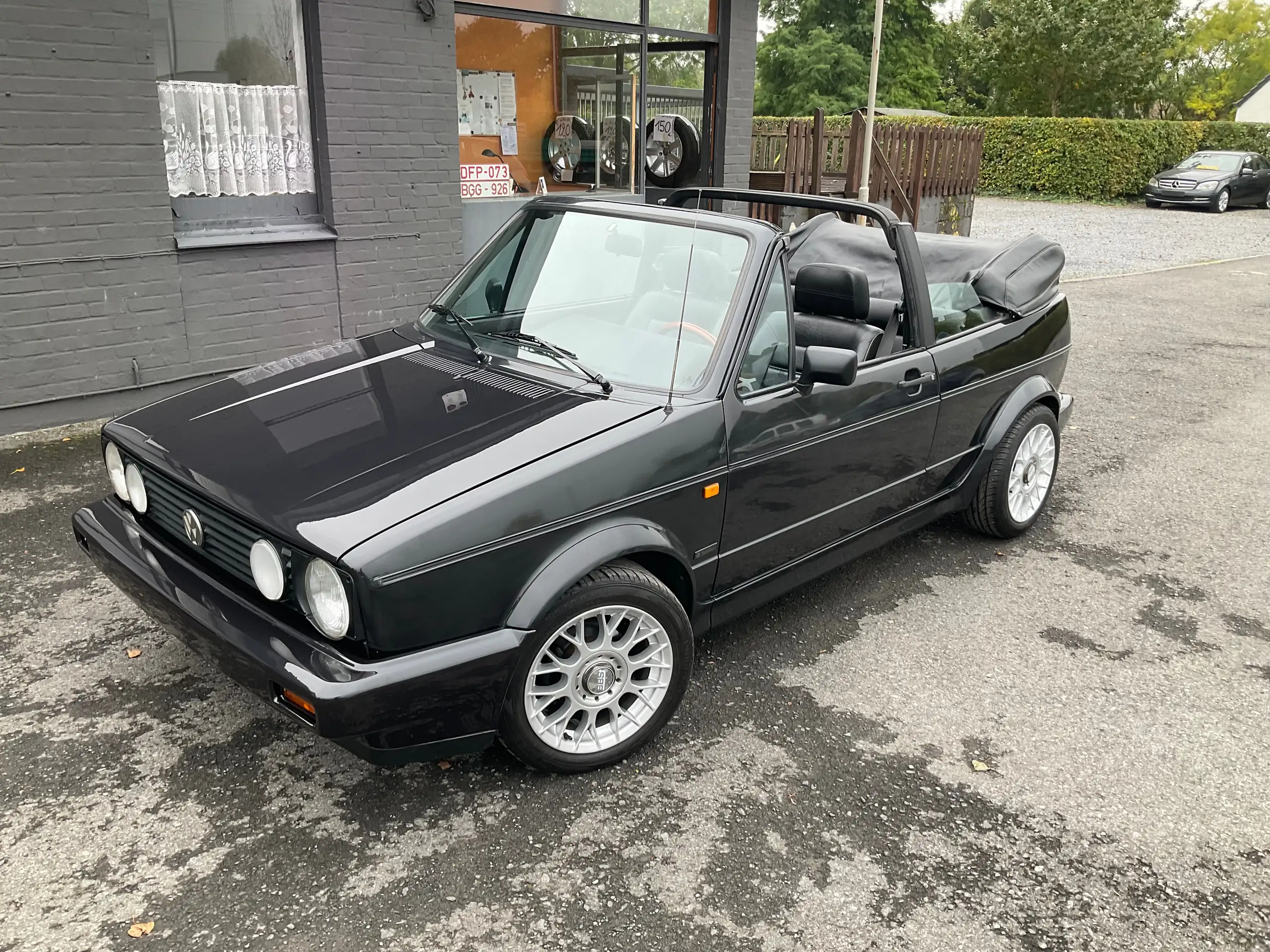 Volkswagen - Golf Cabriolet