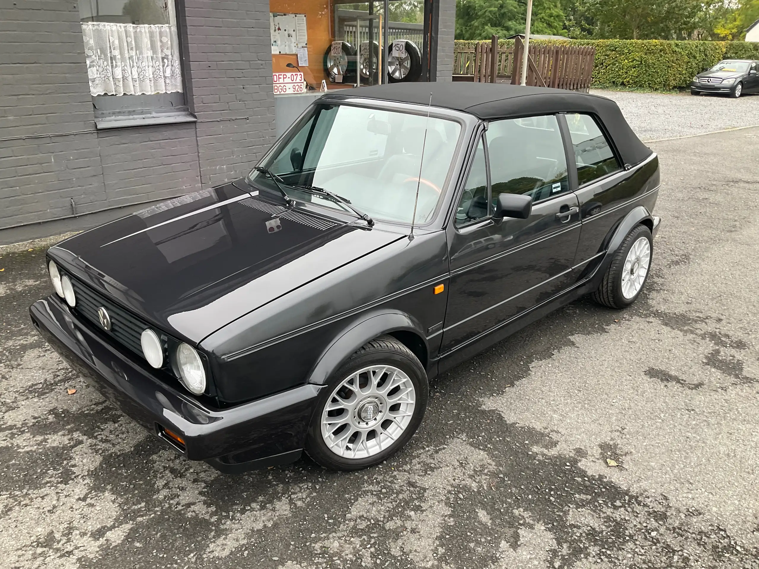 Volkswagen - Golf Cabriolet