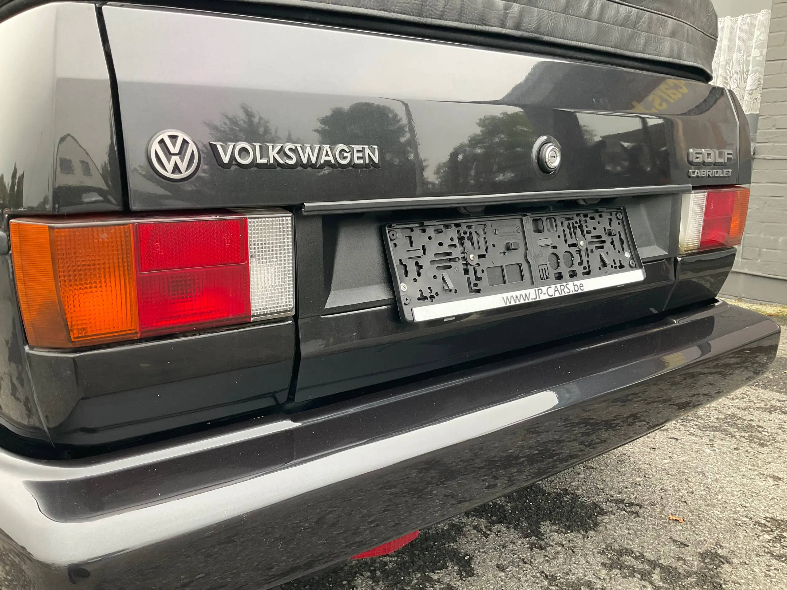 Volkswagen - Golf Cabriolet