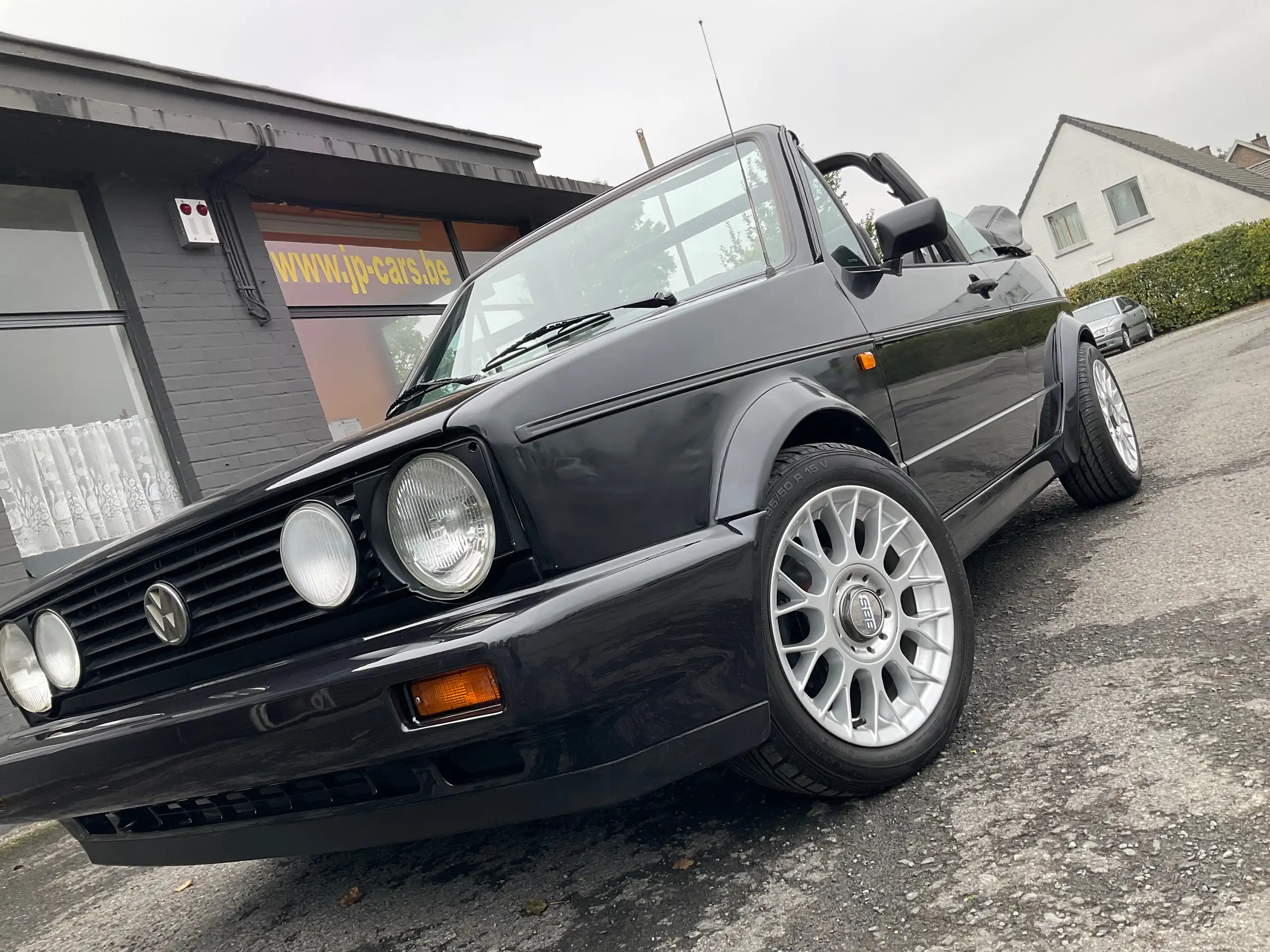 Volkswagen - Golf Cabriolet