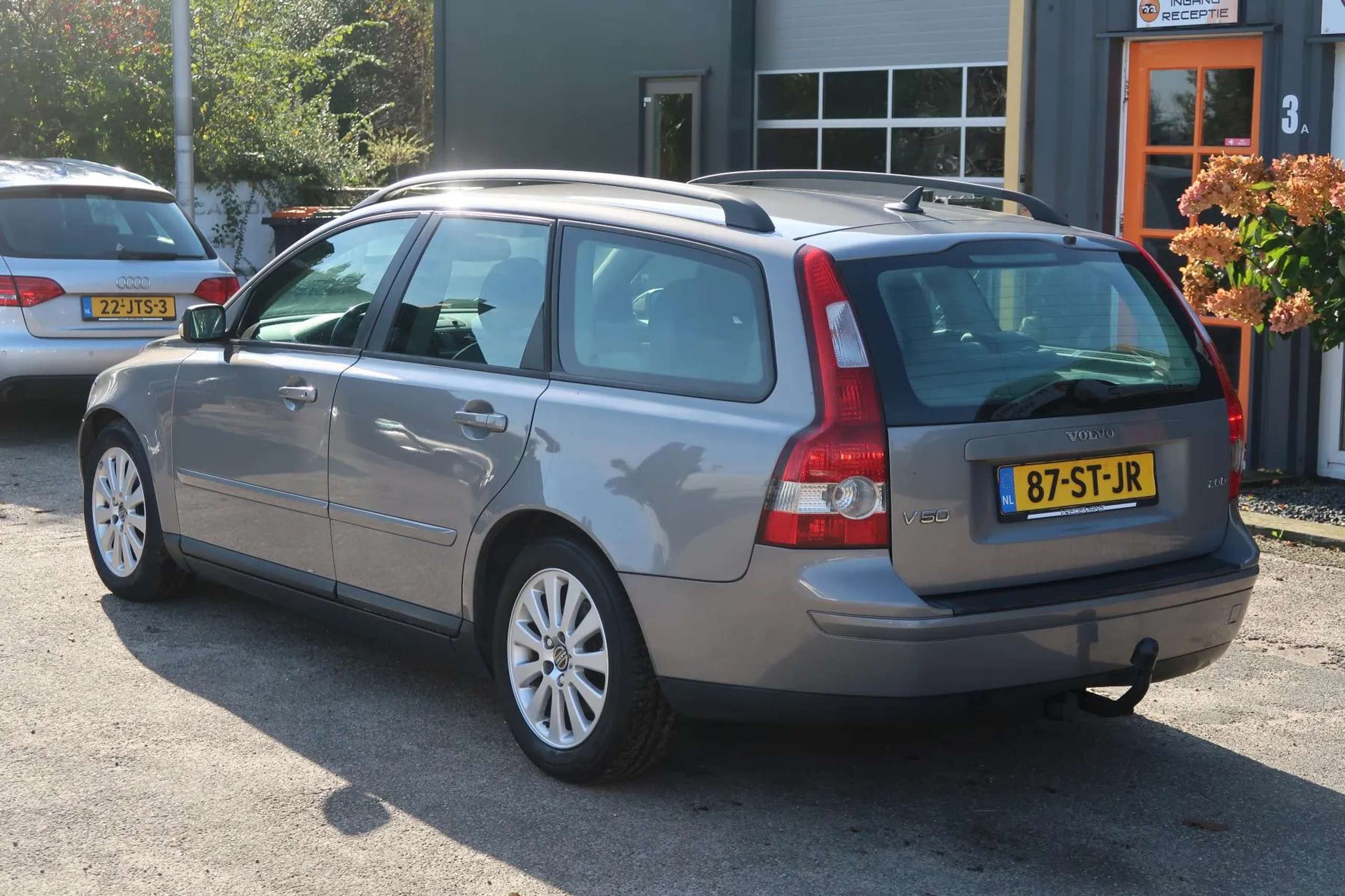 Volvo - V50