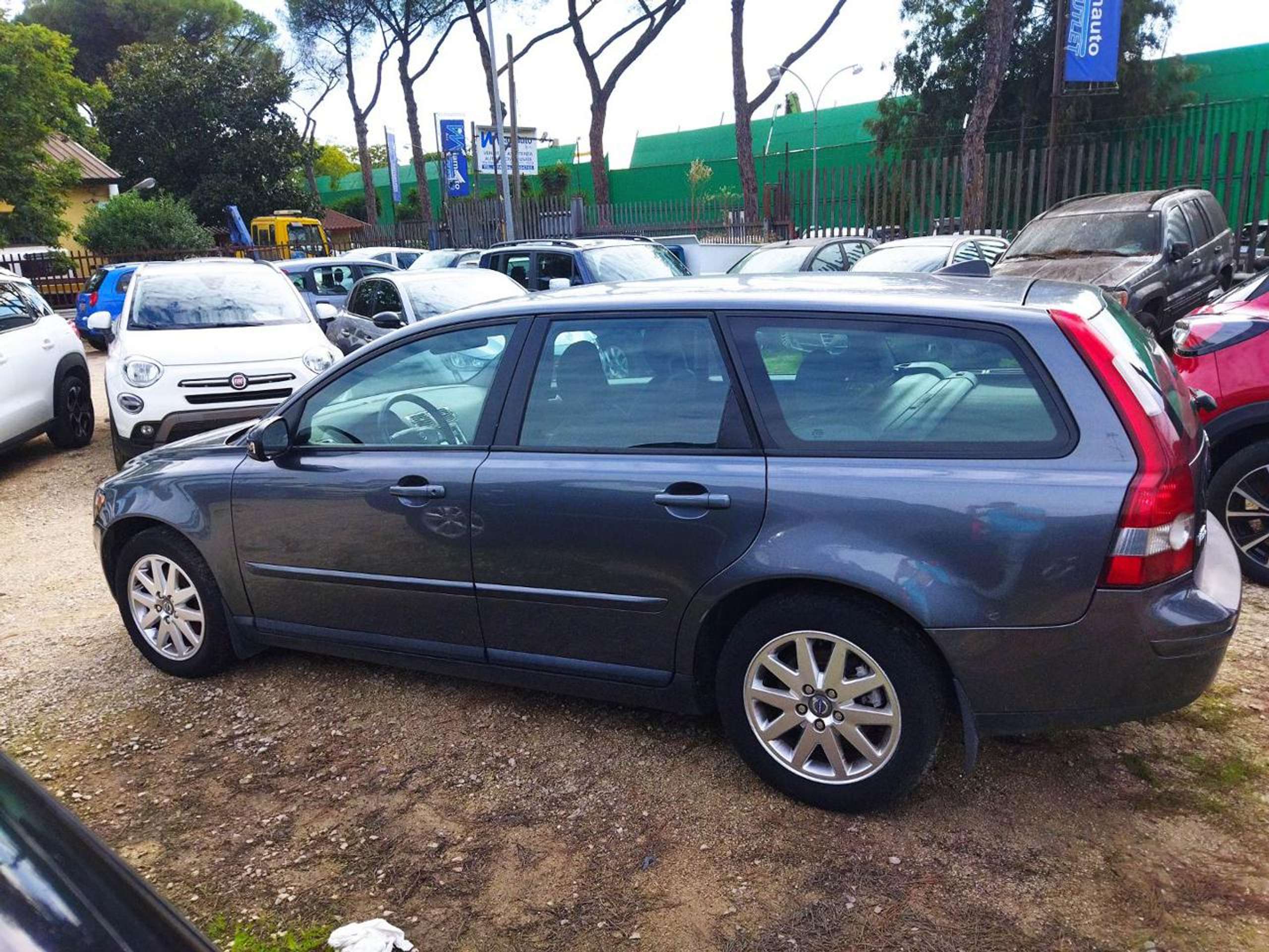 Volvo - V50