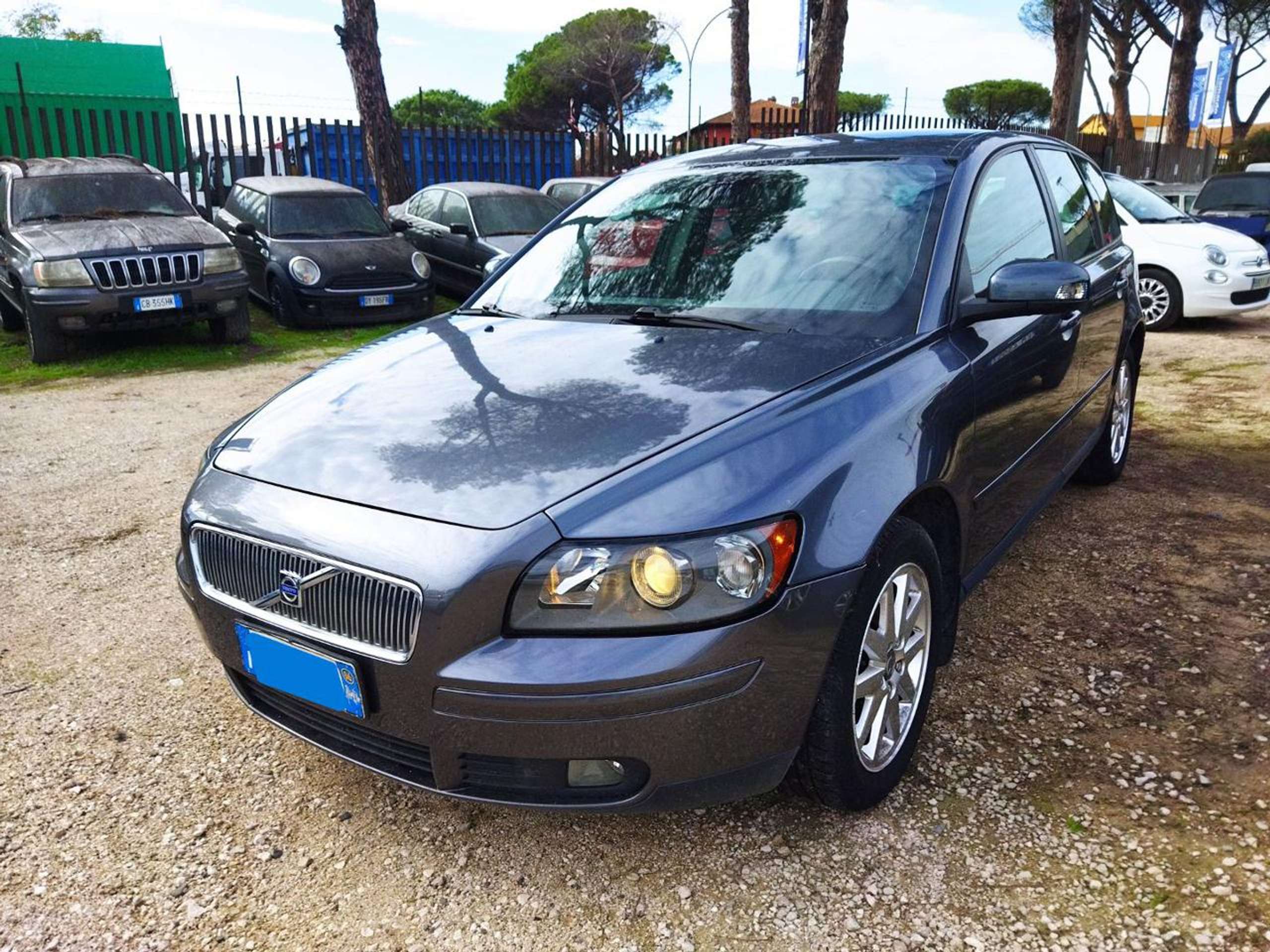 Volvo - V50