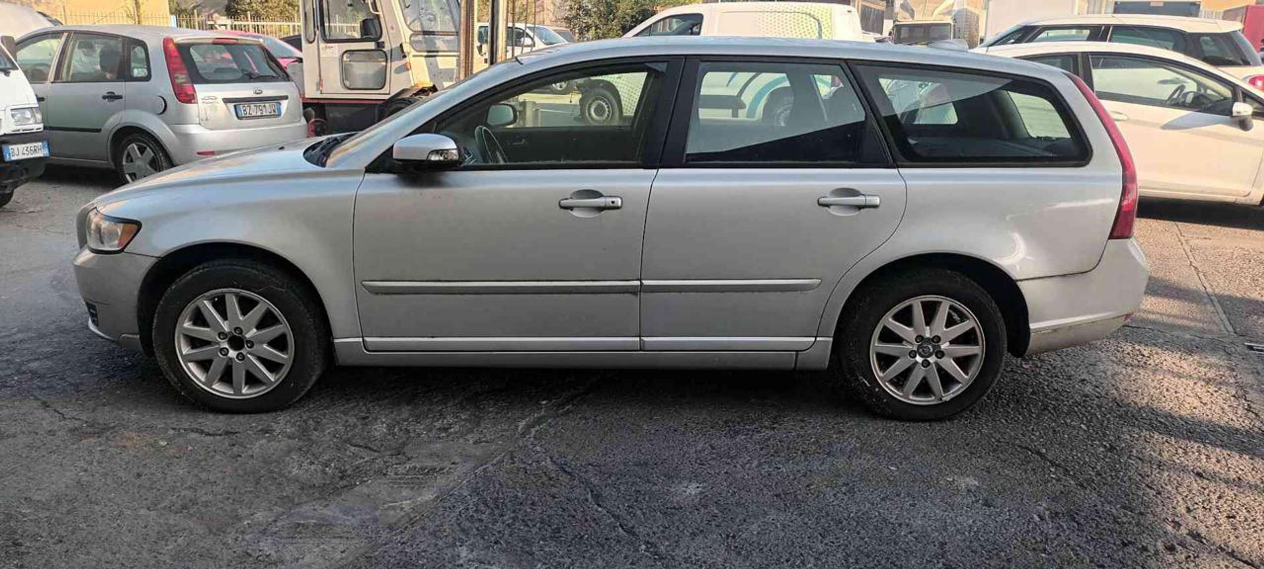 Volvo - V50