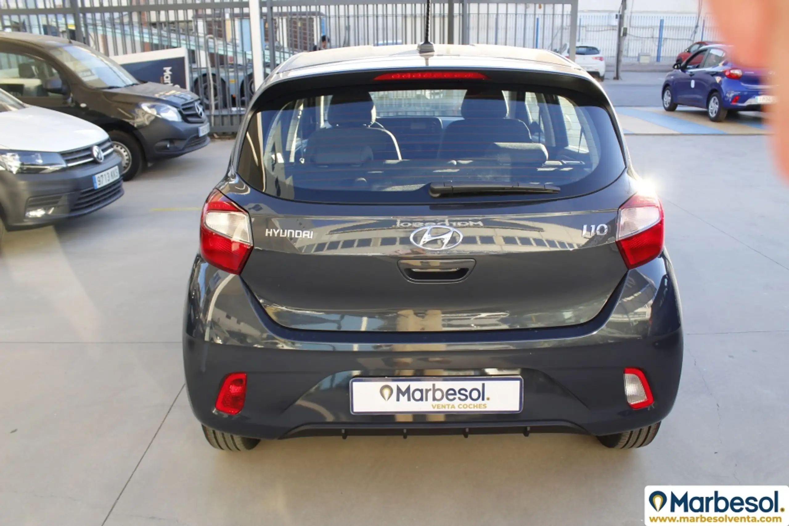 Hyundai - i10