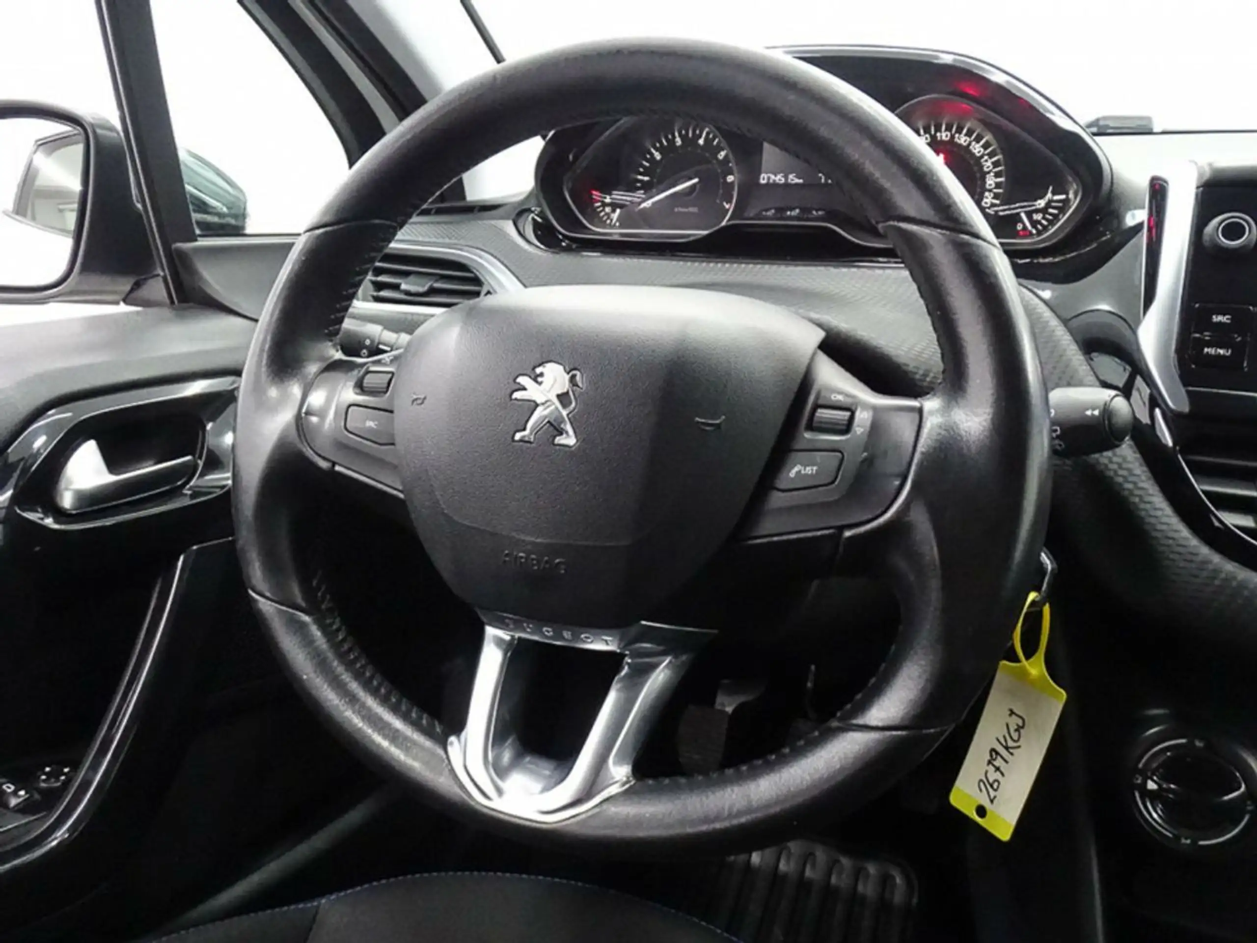 Peugeot - 208