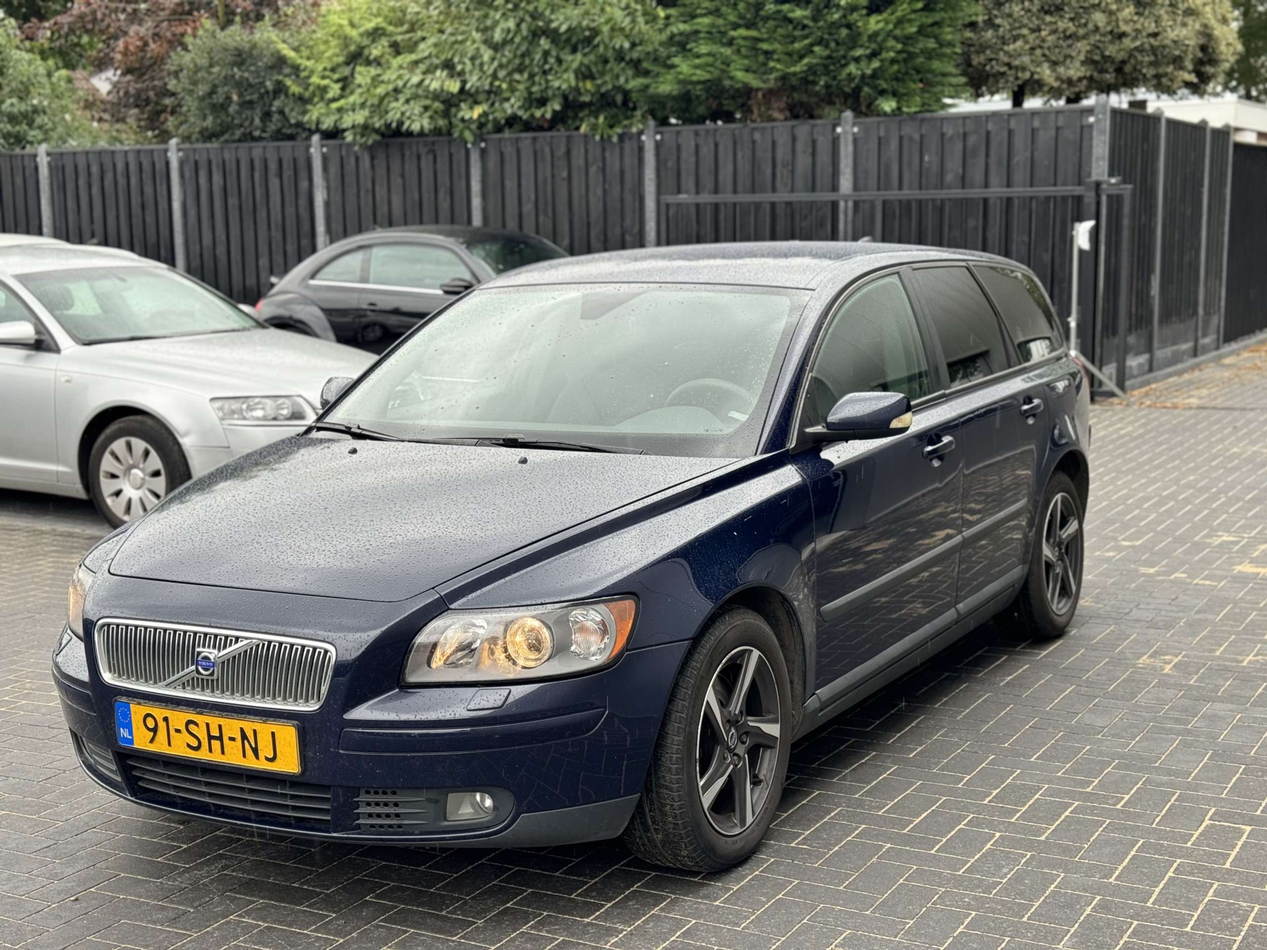 Volvo - V50