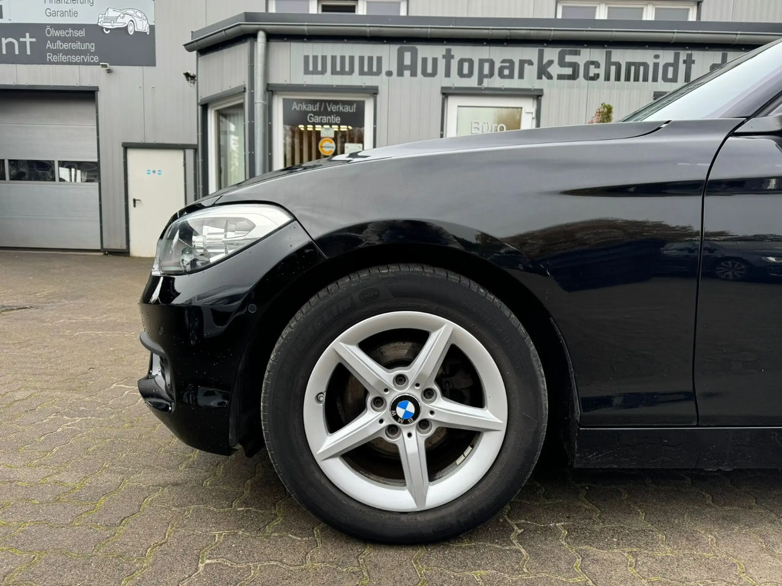 BMW - 116