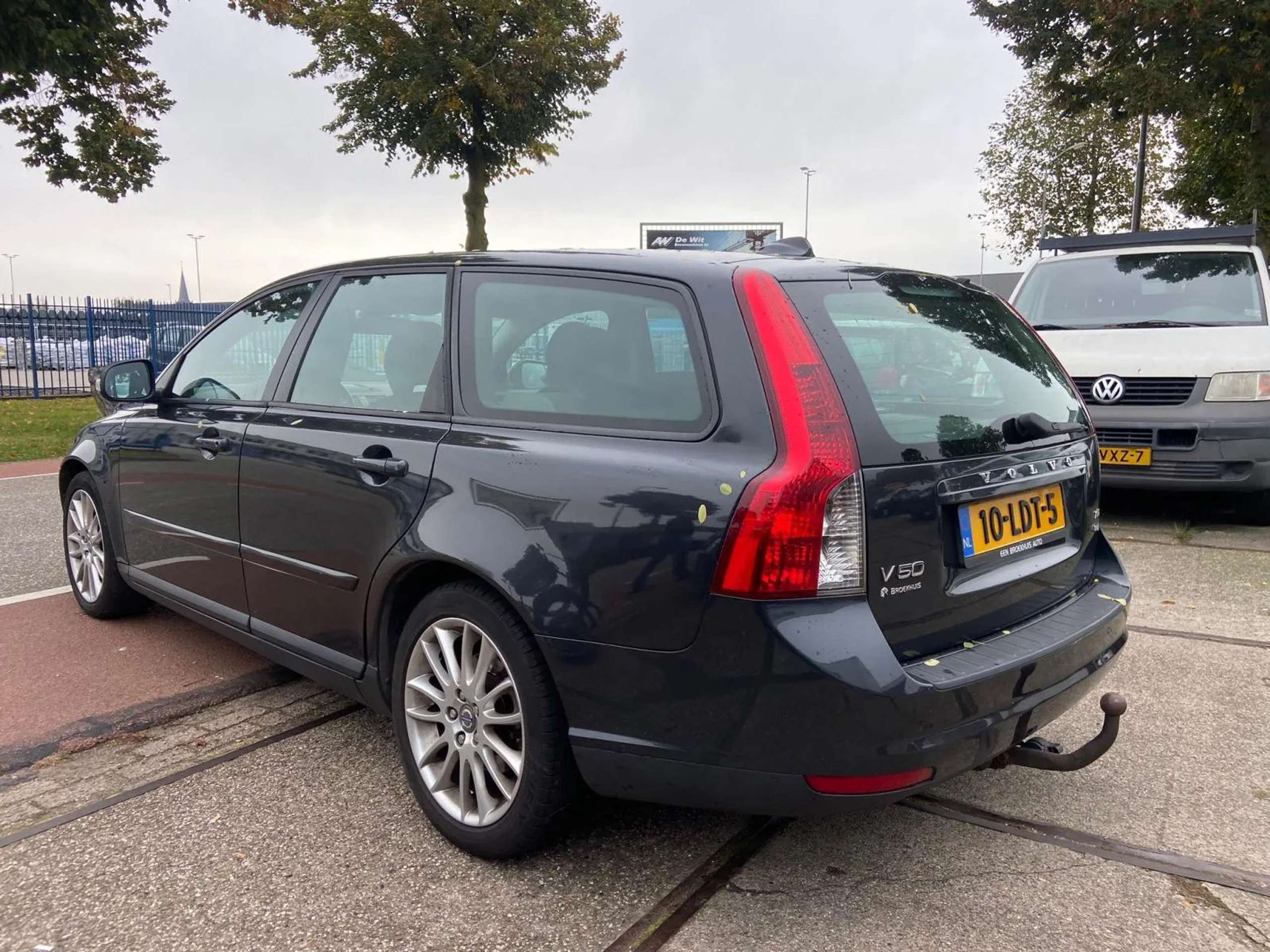 Volvo - V50