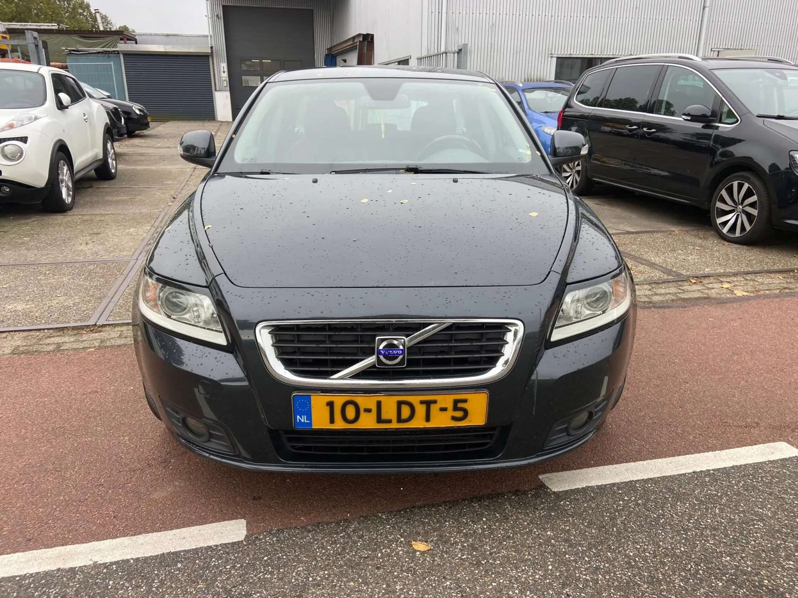 Volvo - V50