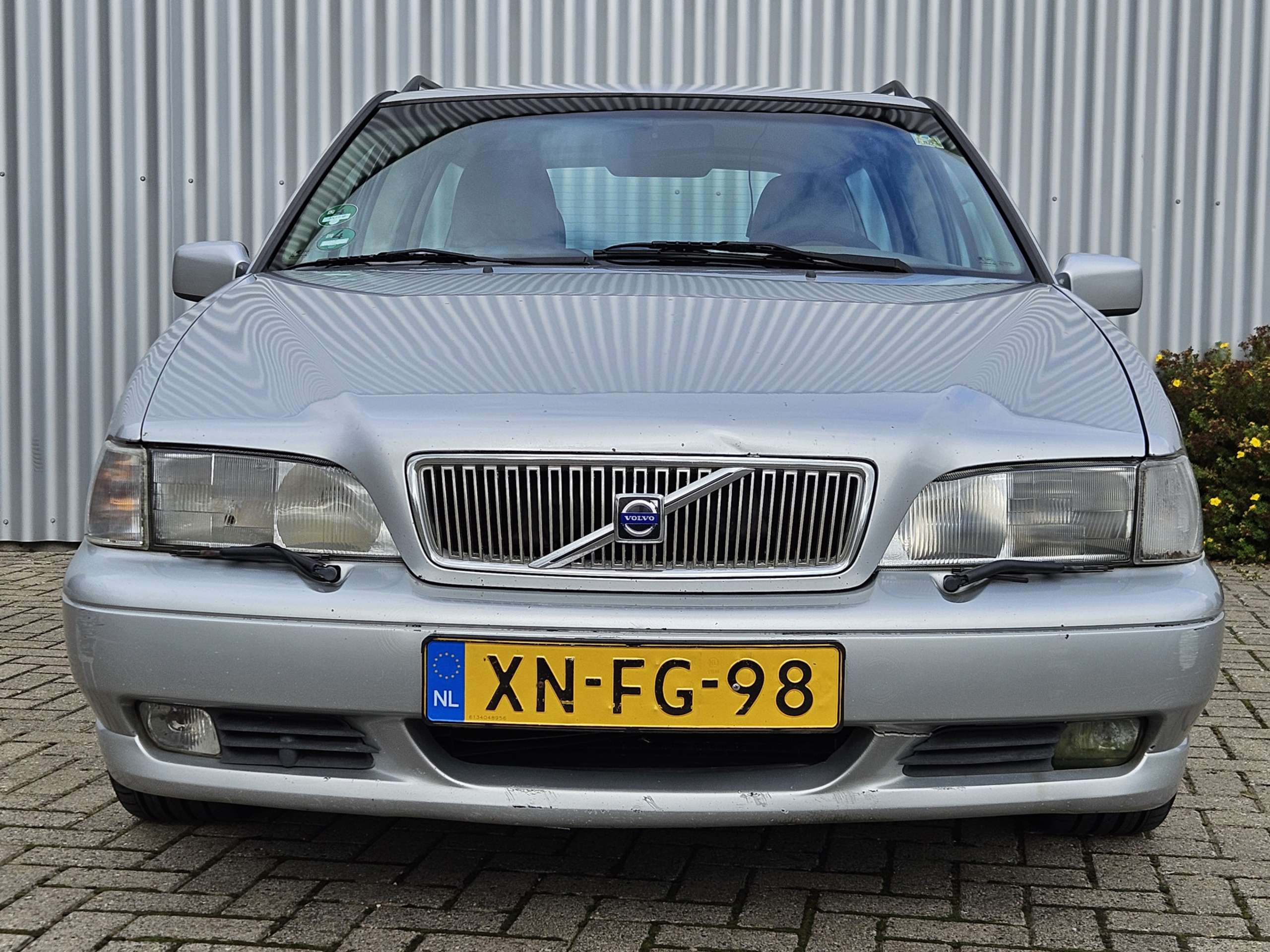 Volvo - V70