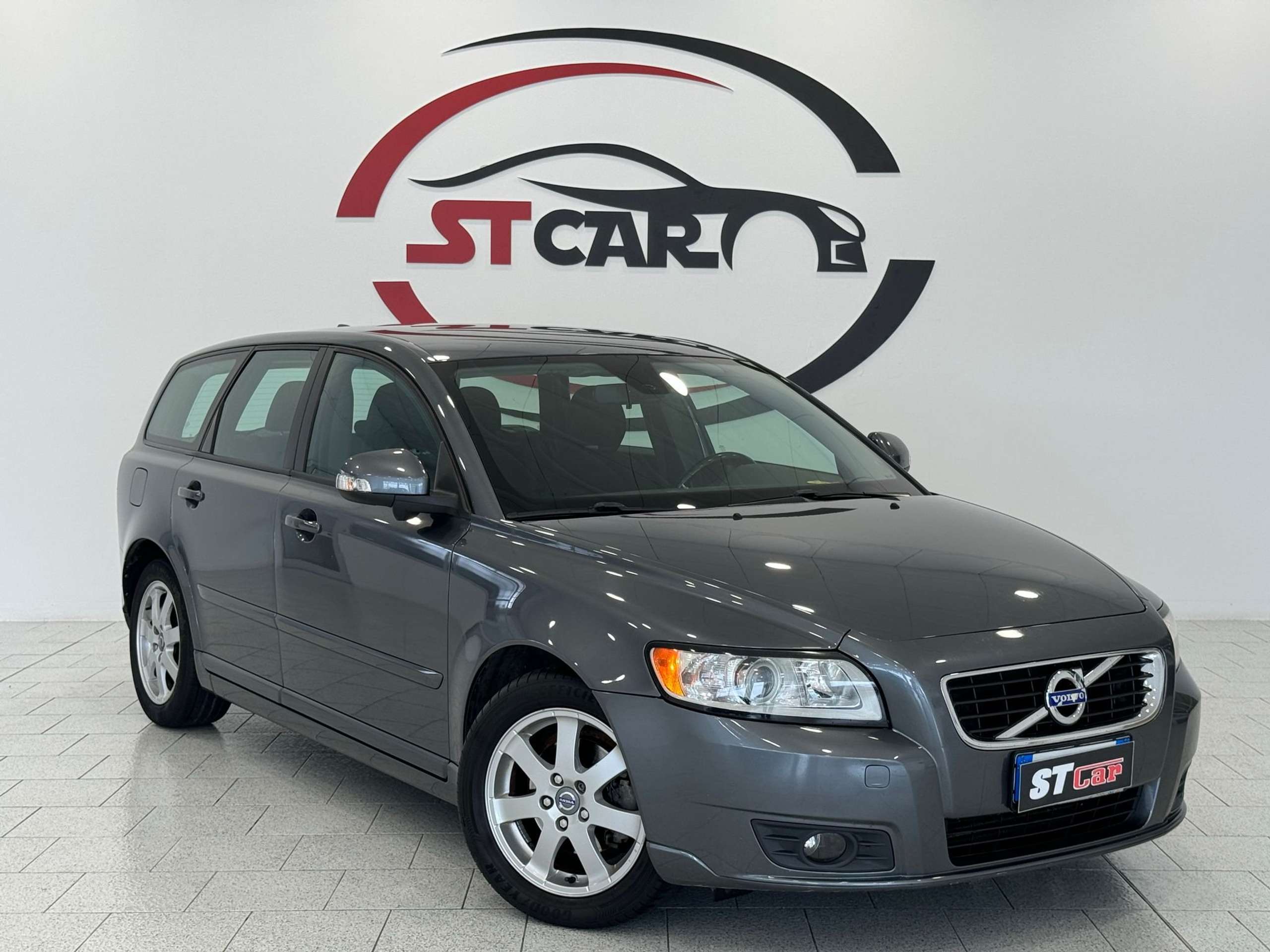 Volvo - V50