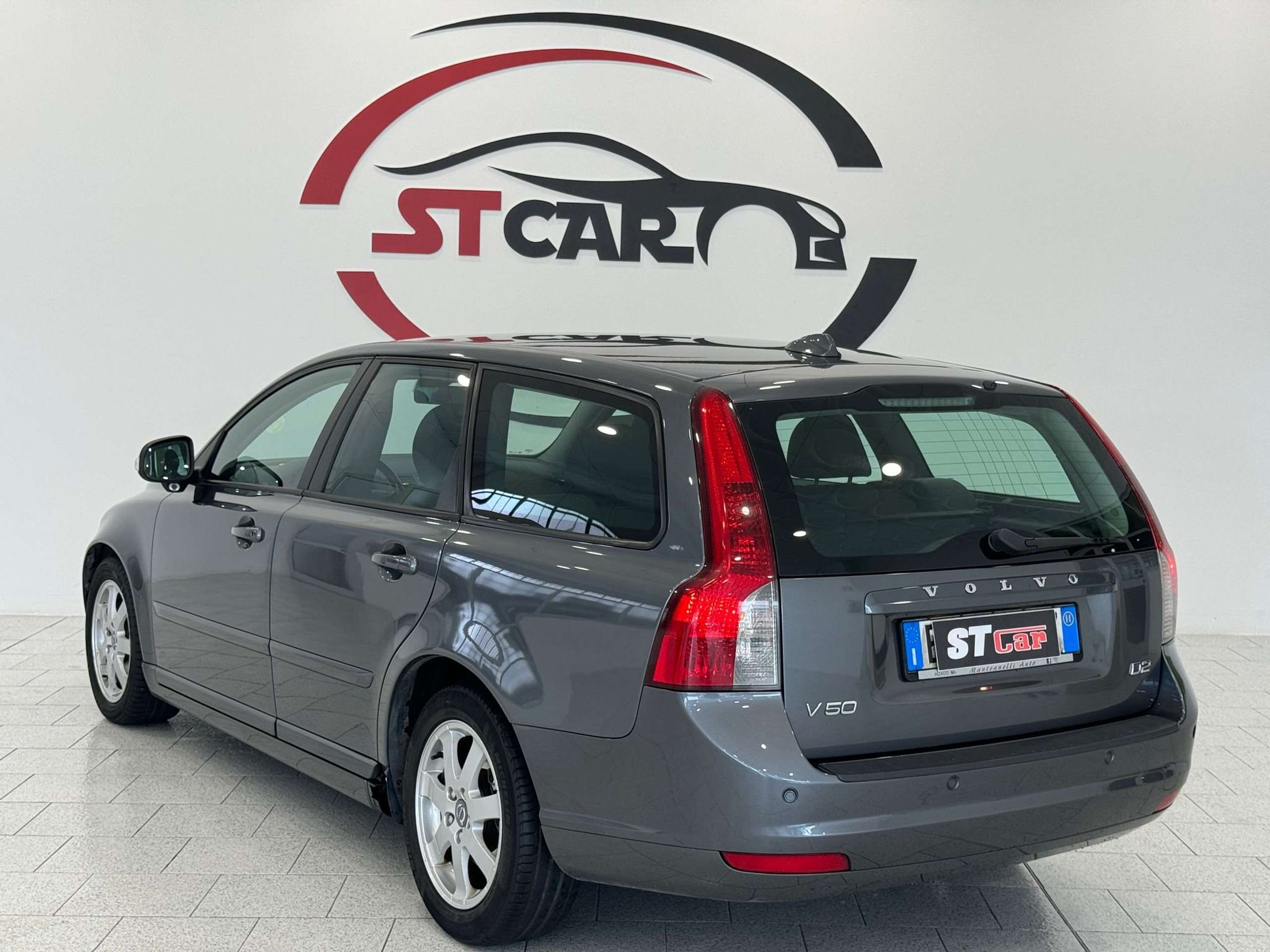 Volvo - V50