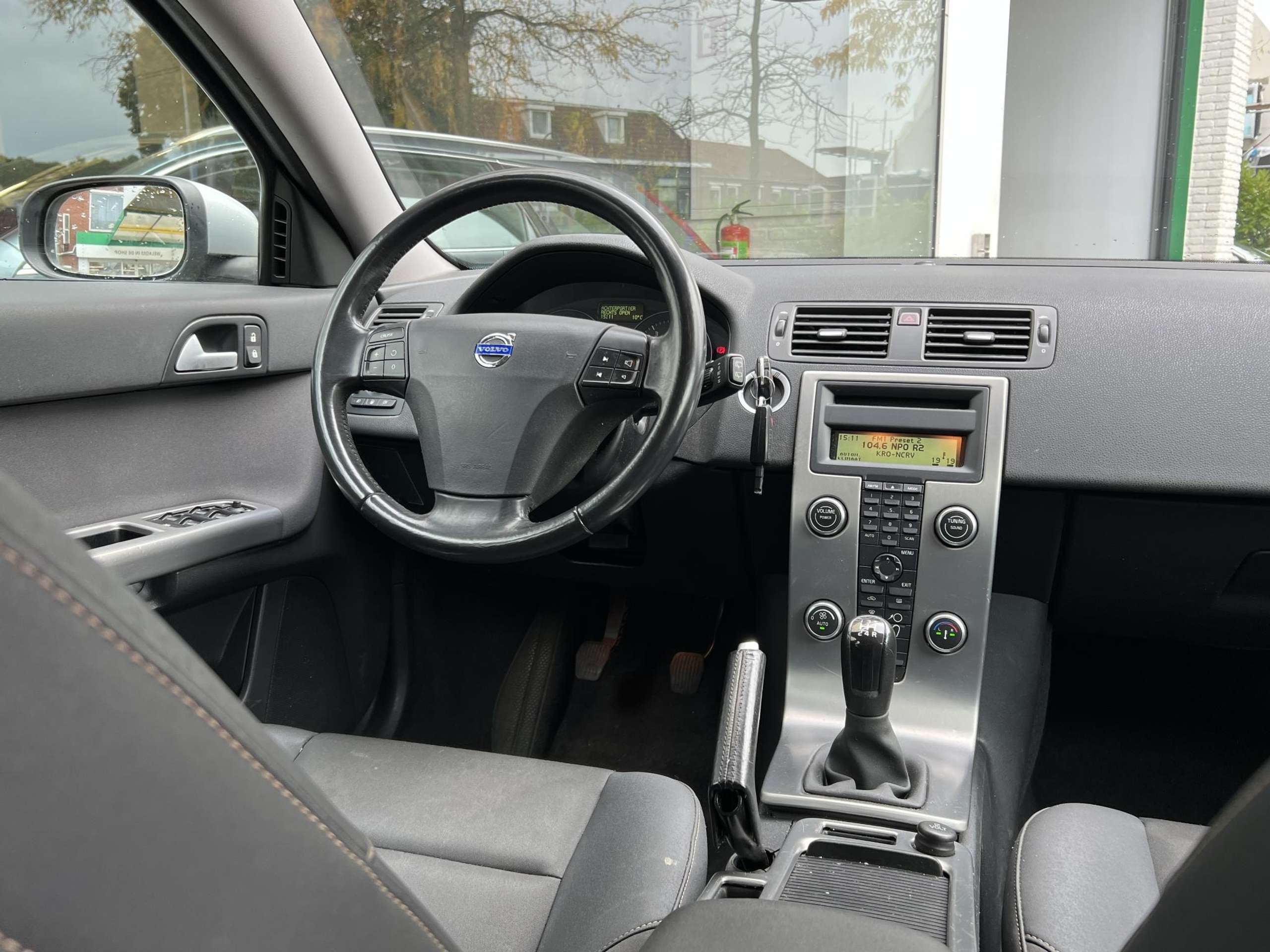 Volvo - V50