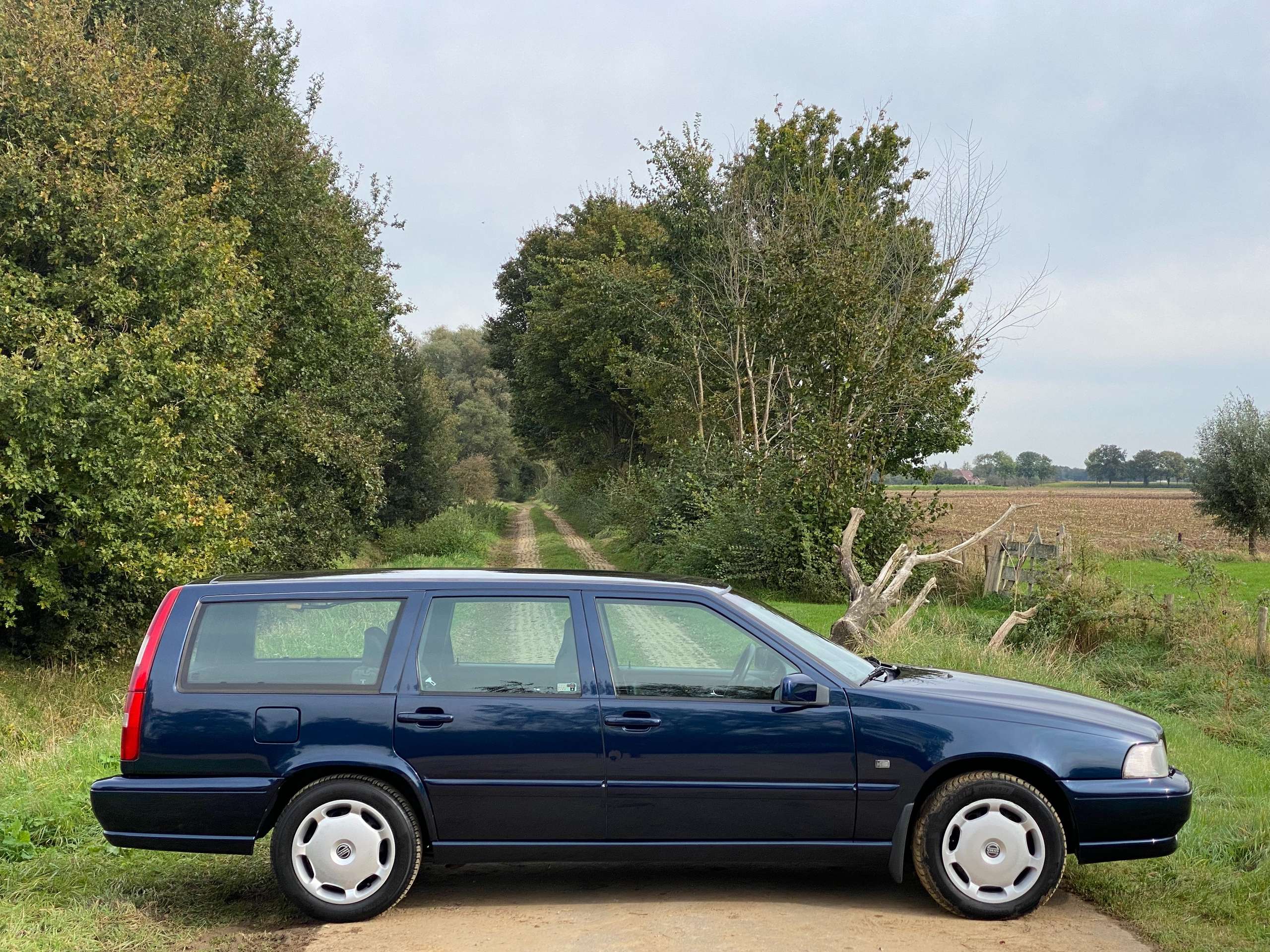 Volvo - V70