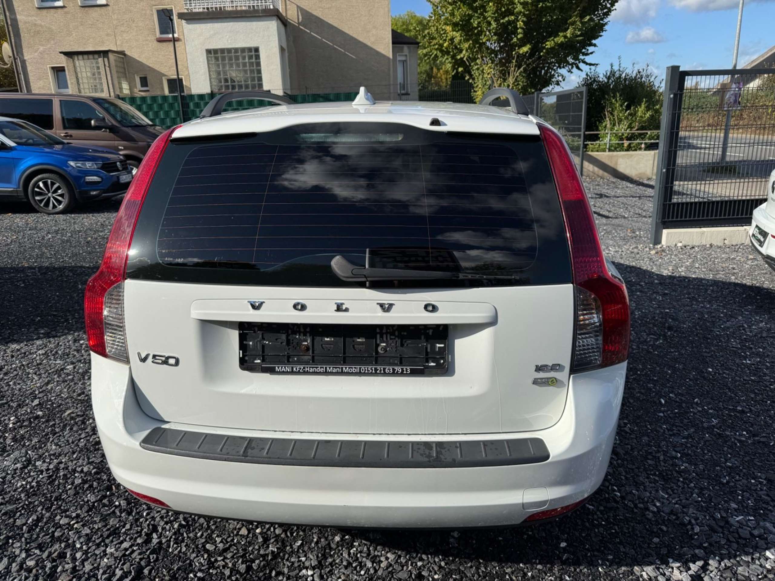 Volvo - V50