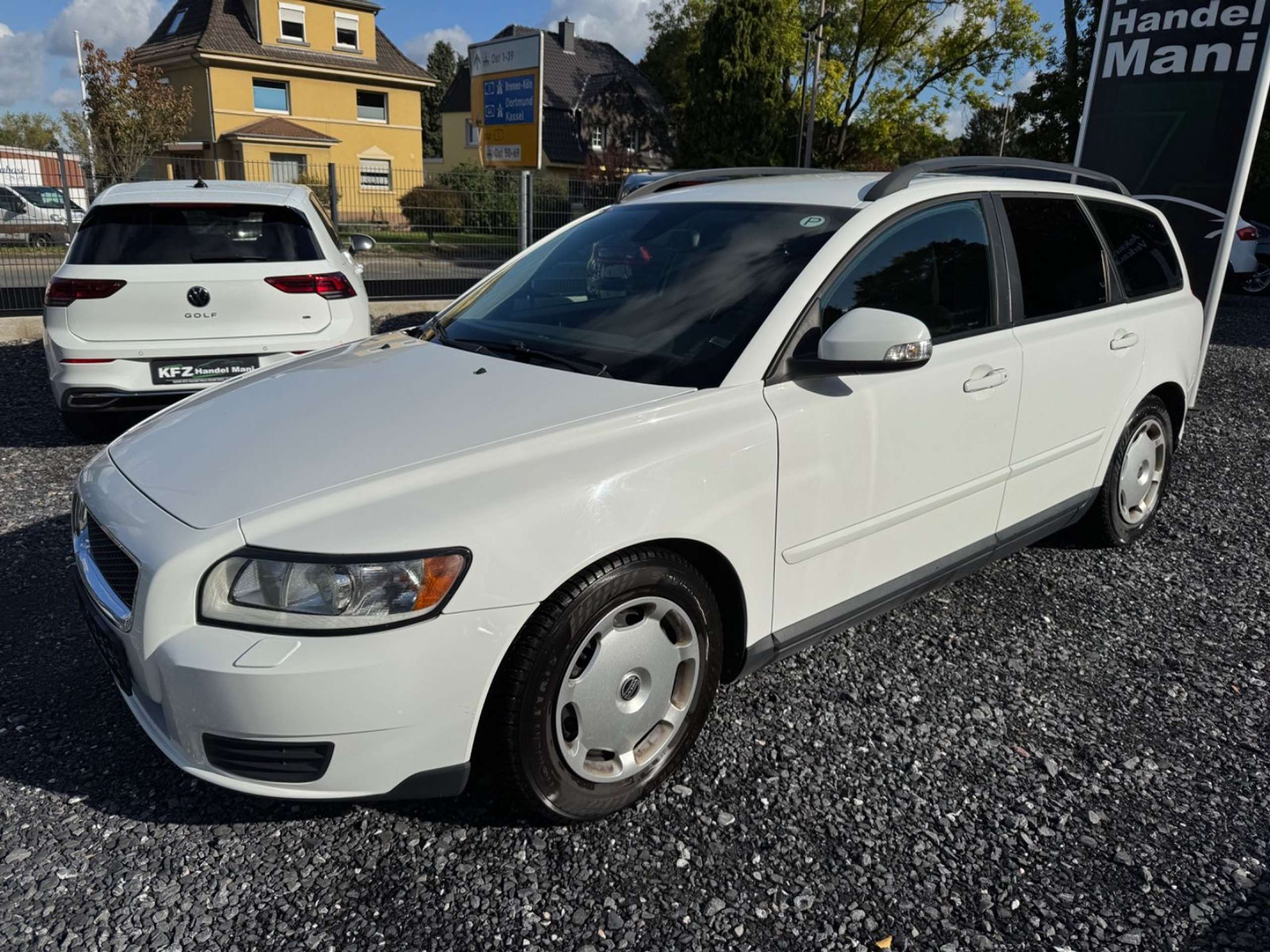 Volvo - V50