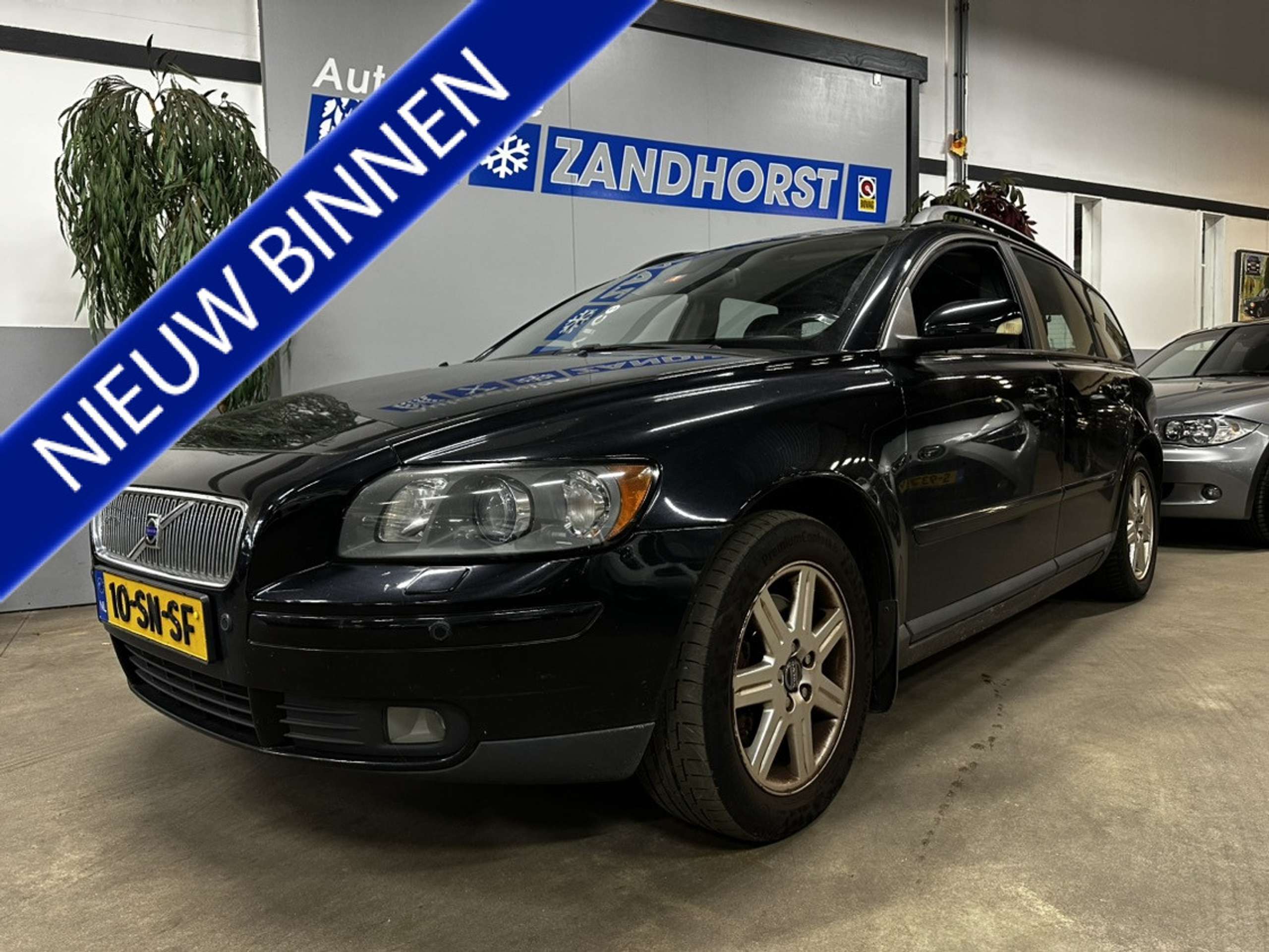 Volvo - V50