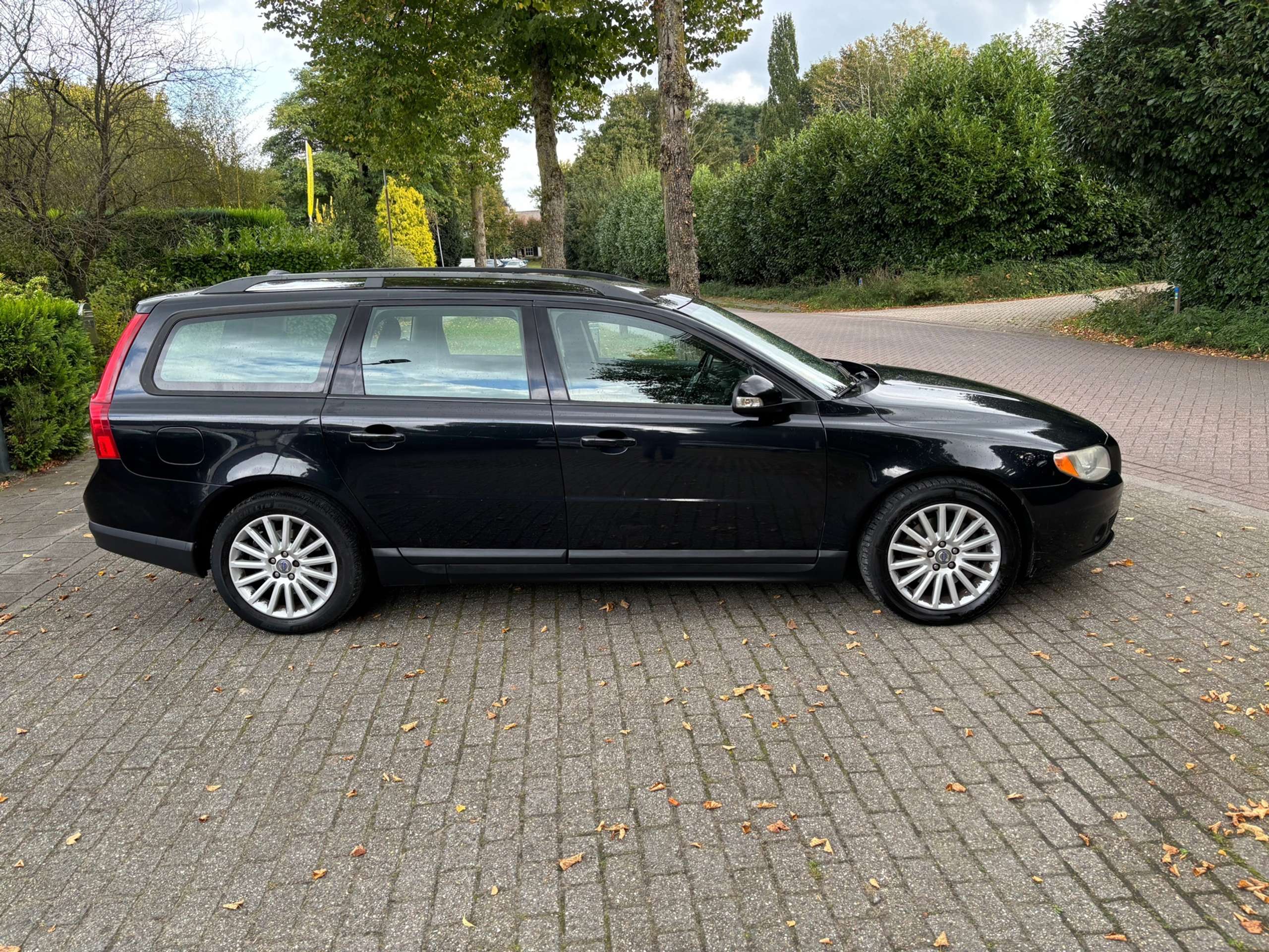 Volvo - V70