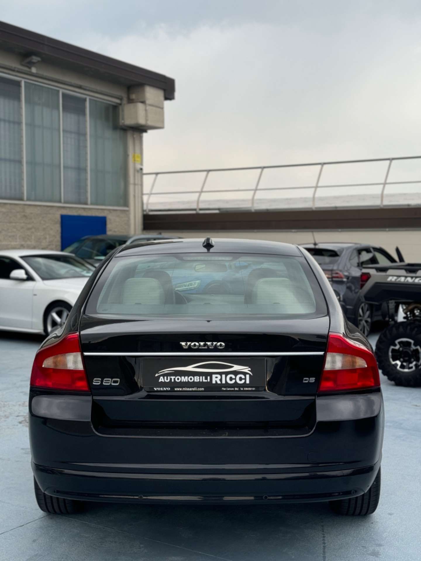 Volvo - S80