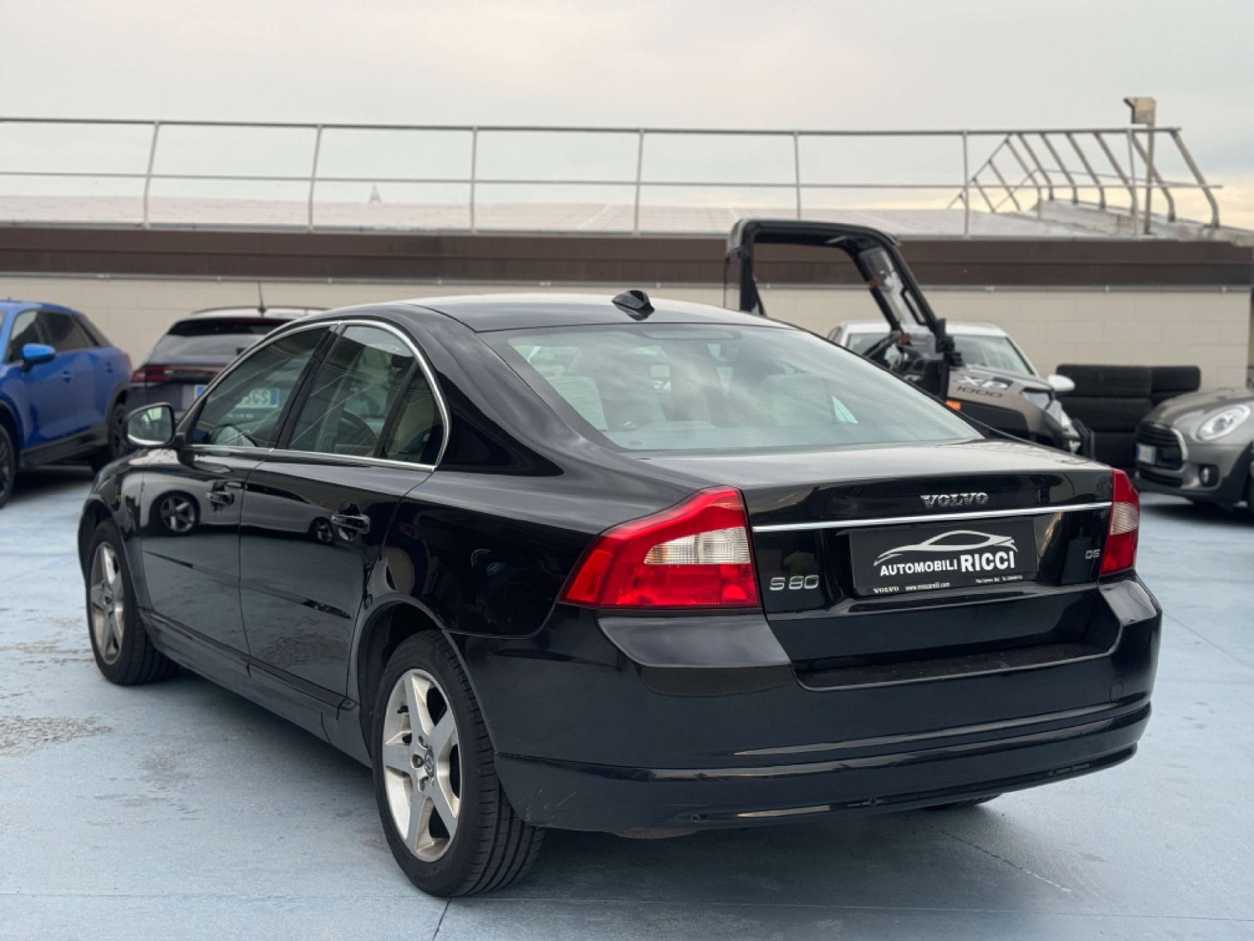 Volvo - S80