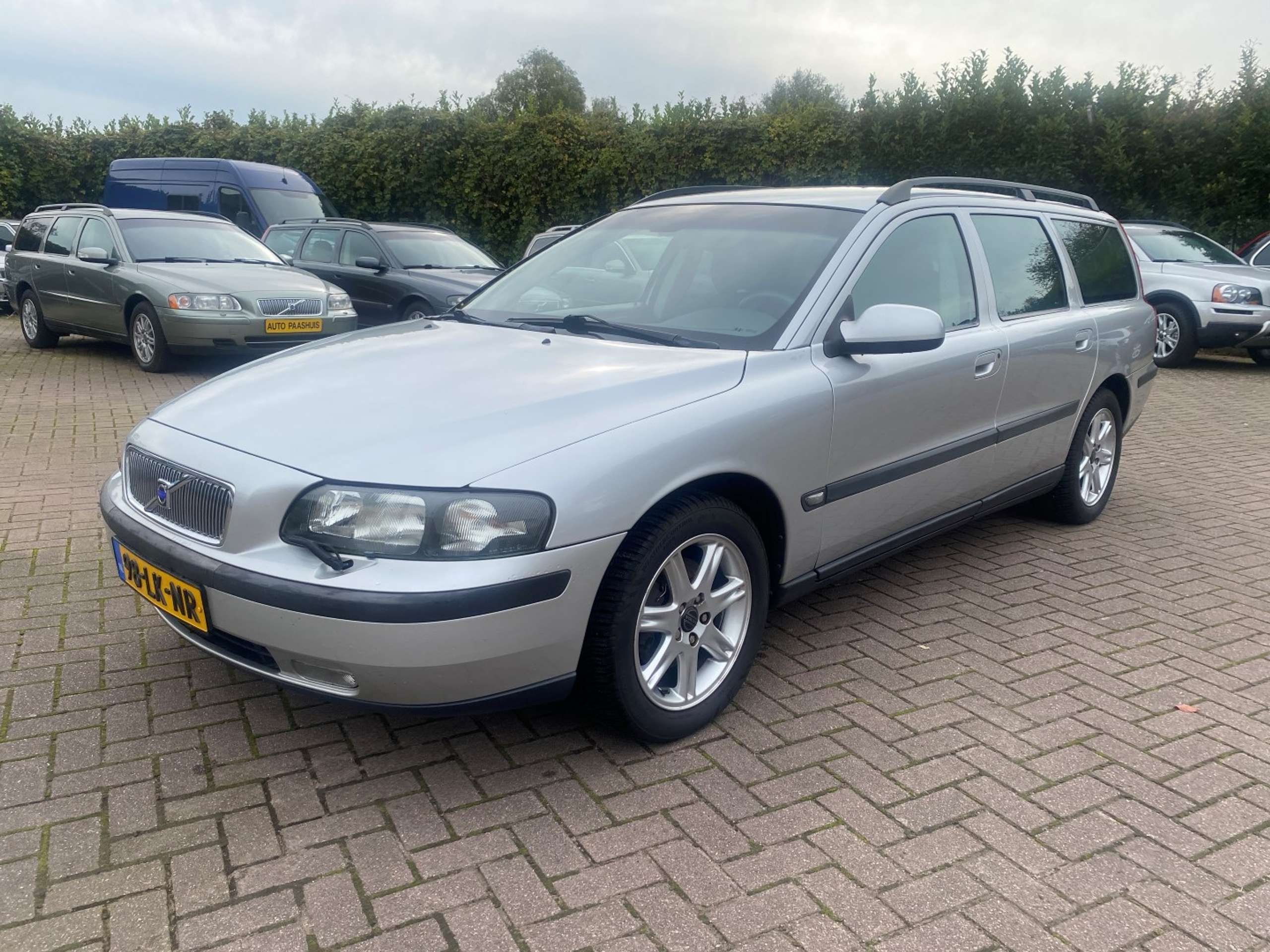 Volvo - V70