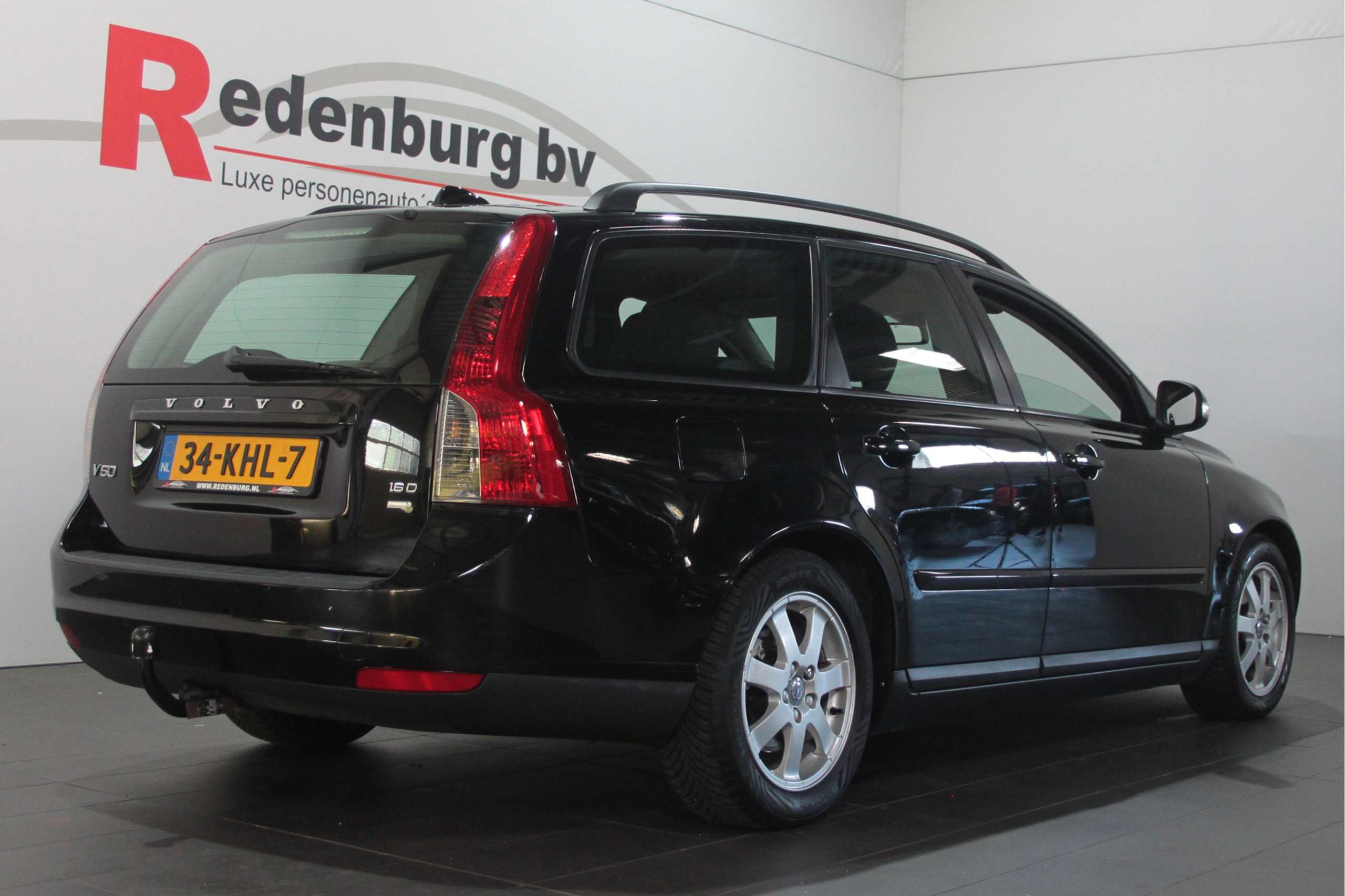 Volvo - V50