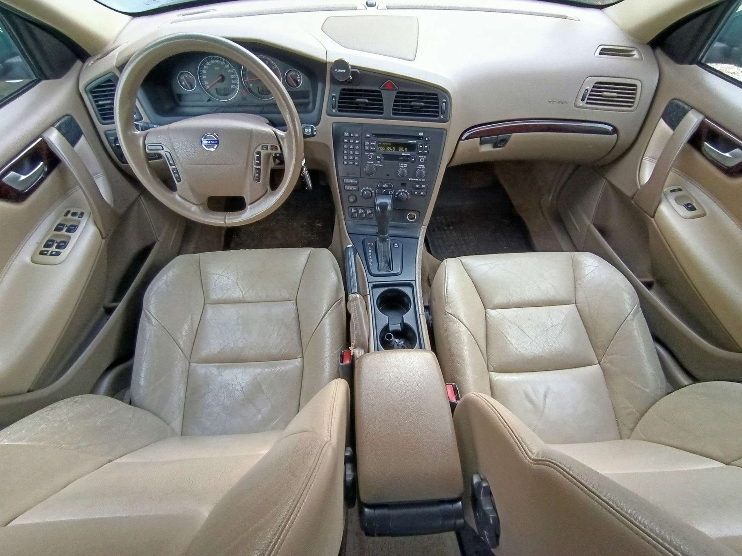 Volvo - V70