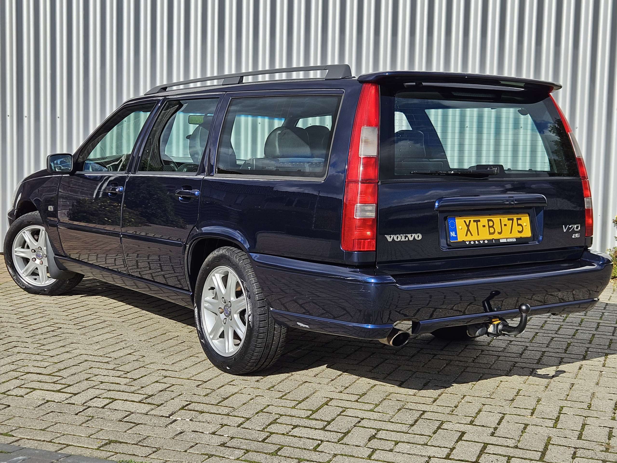 Volvo - V70