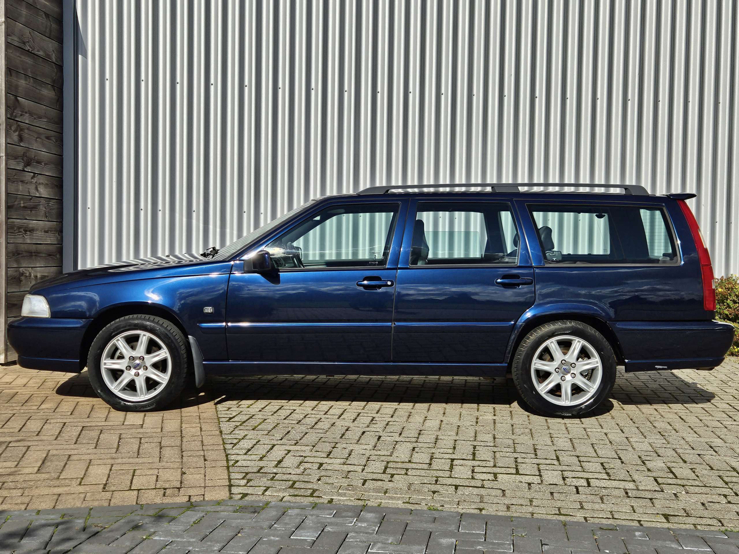 Volvo - V70