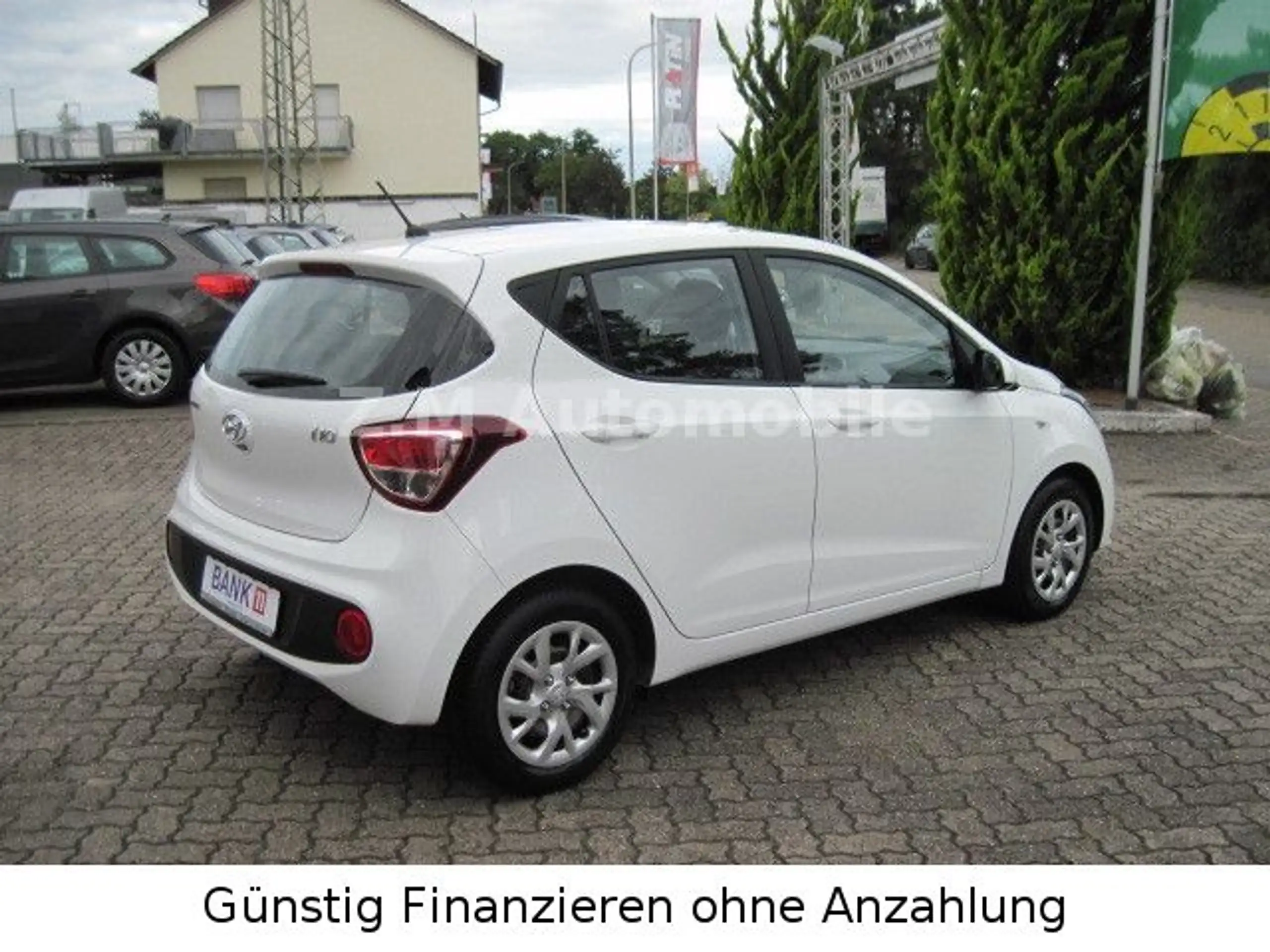 Hyundai - i10