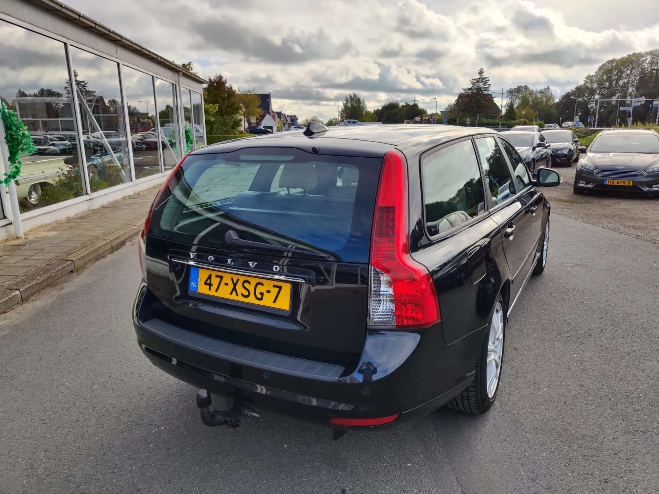 Volvo - V50