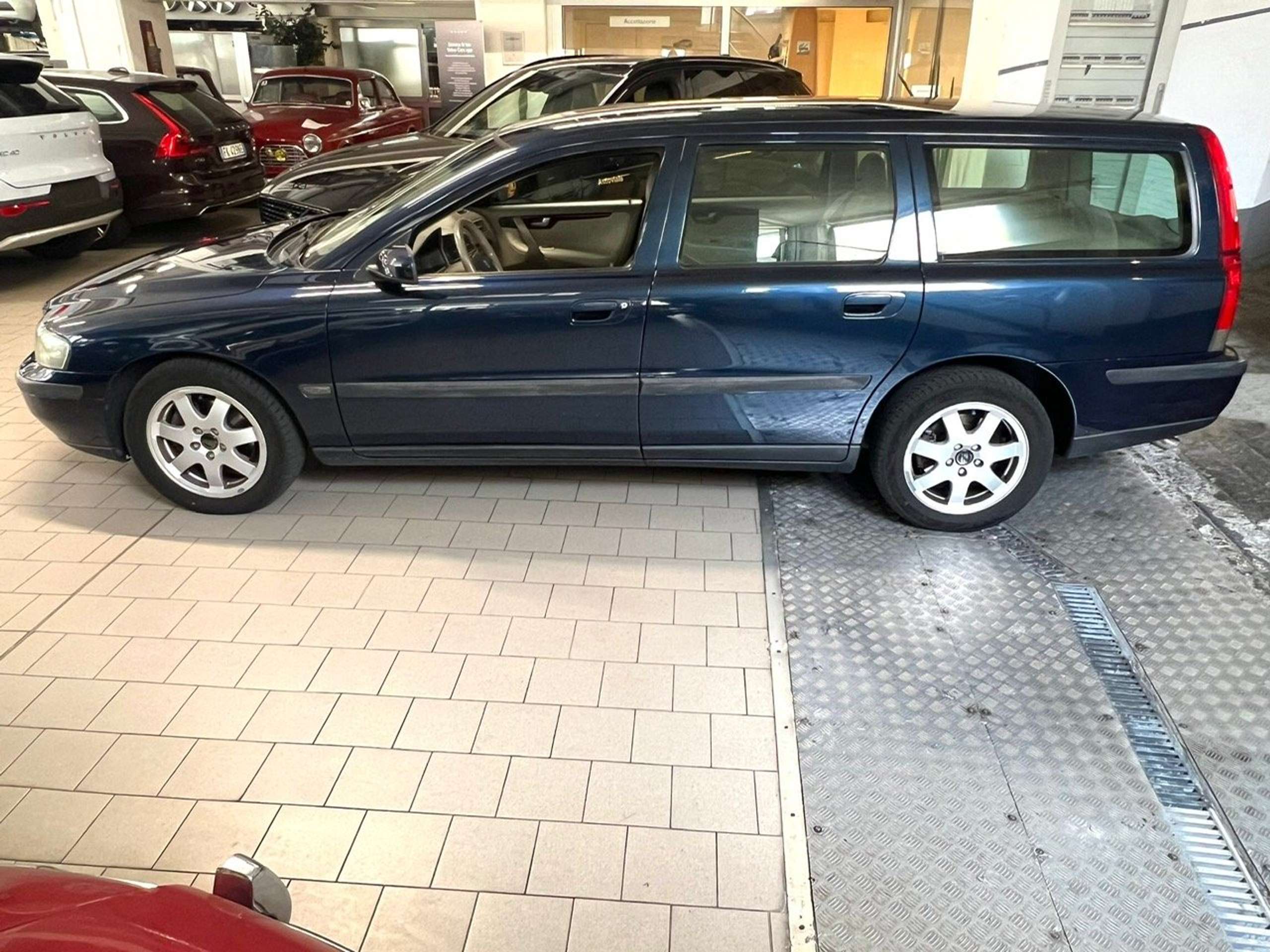 Volvo - V70