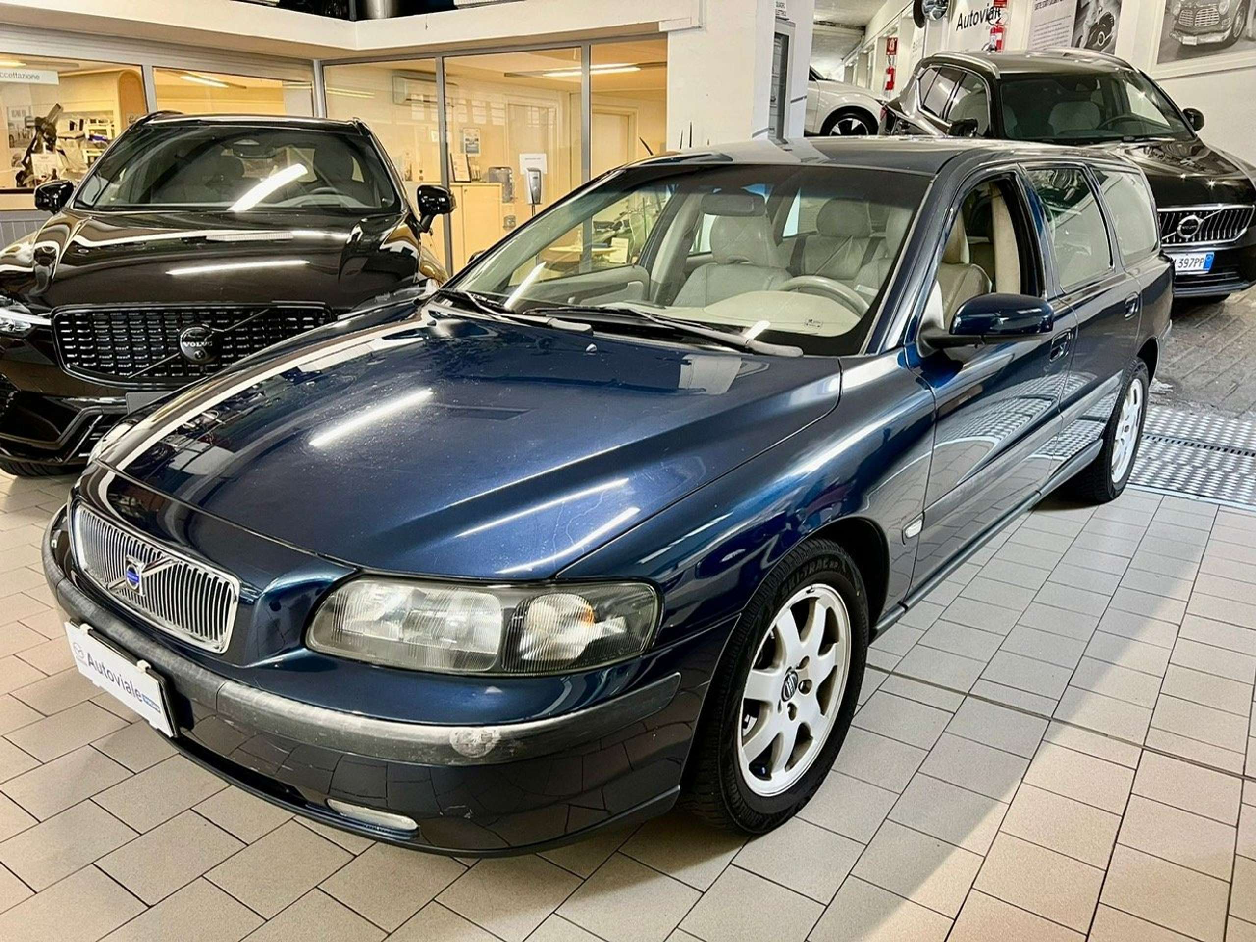 Volvo - V70