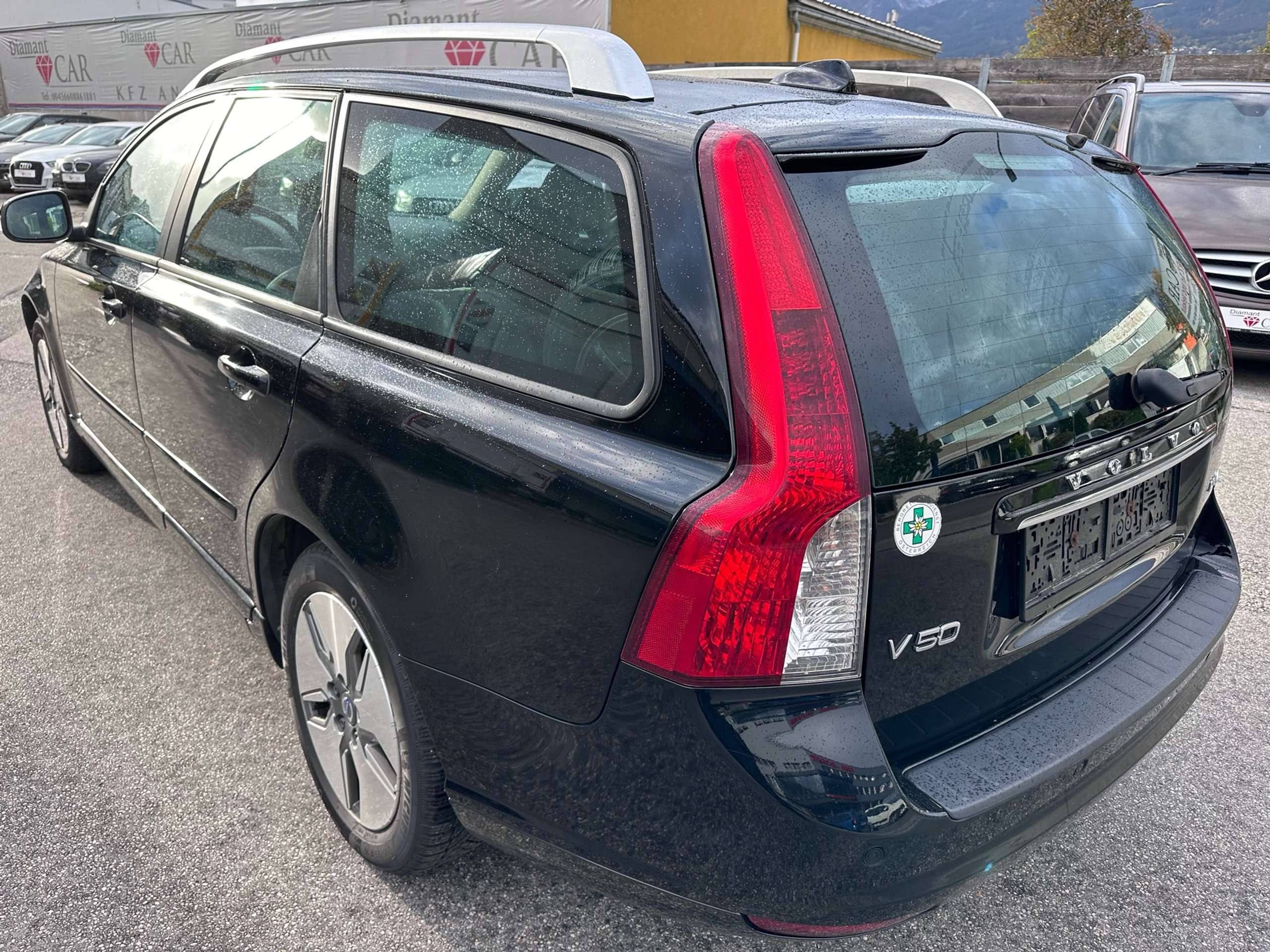 Volvo - V50