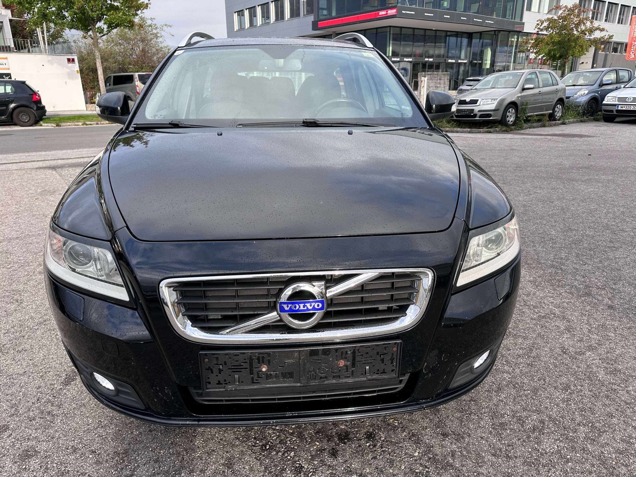 Volvo - V50