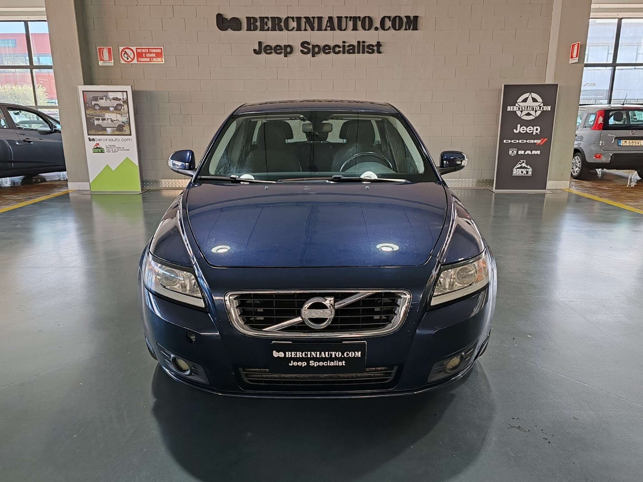 Volvo - V50