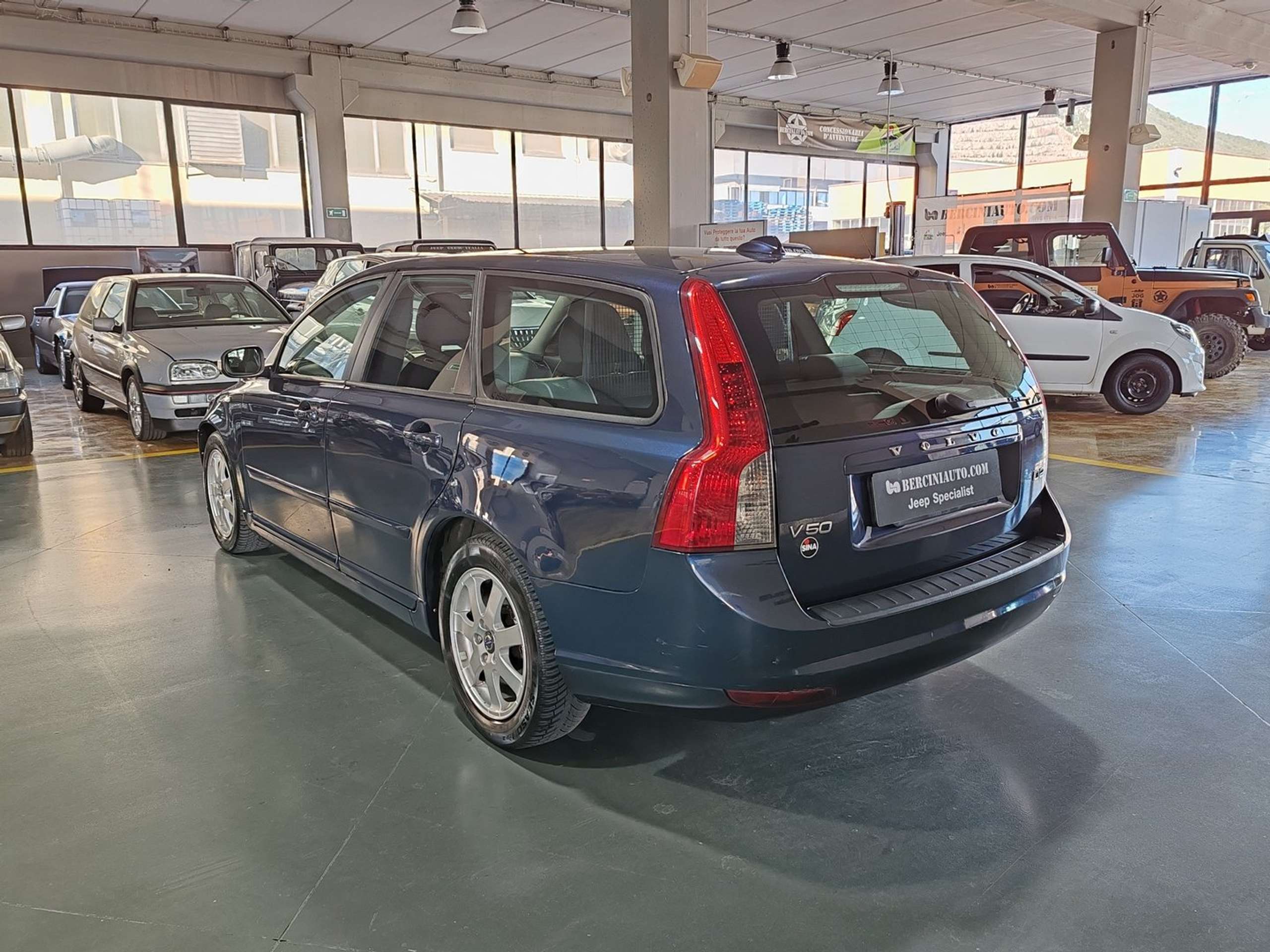 Volvo - V50