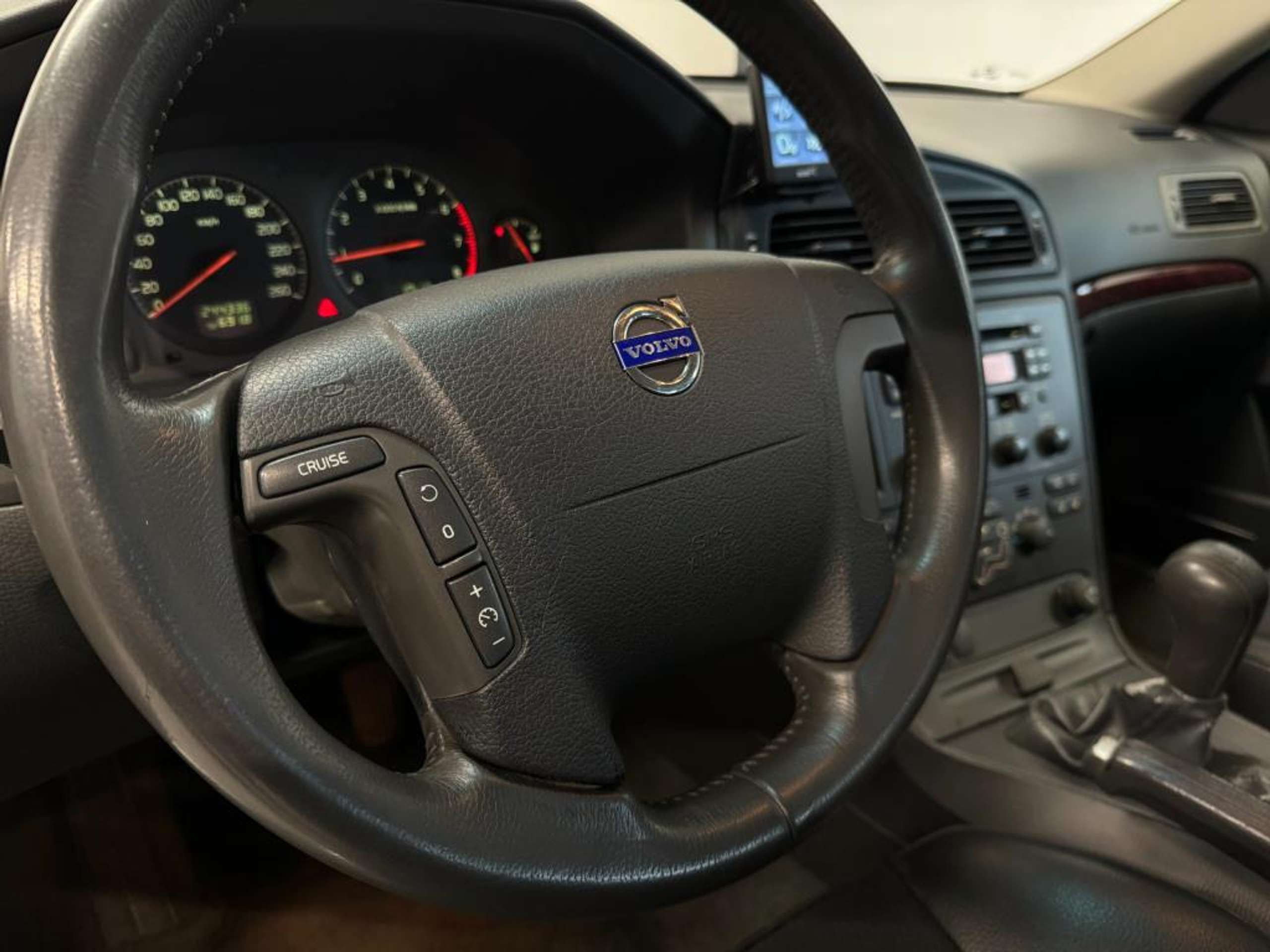 Volvo - V70